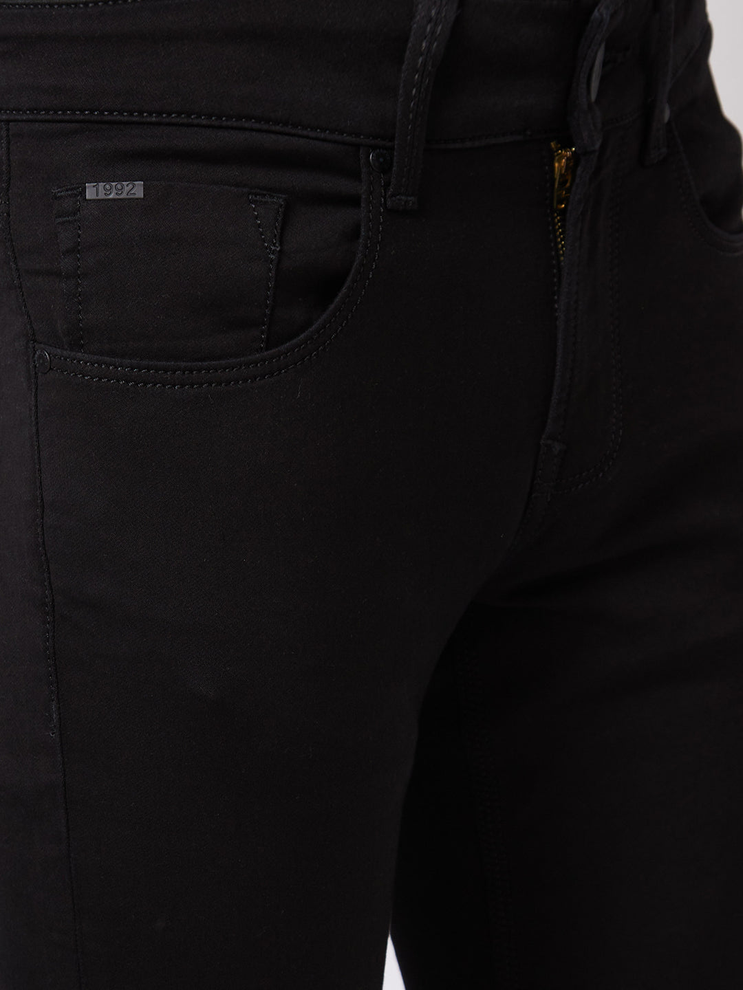 Spykar Low Rise Skinny Fit Black Jeans For Men