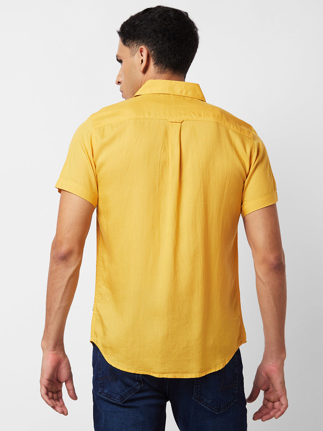 Spykar Yellow Solid Shirt For Men