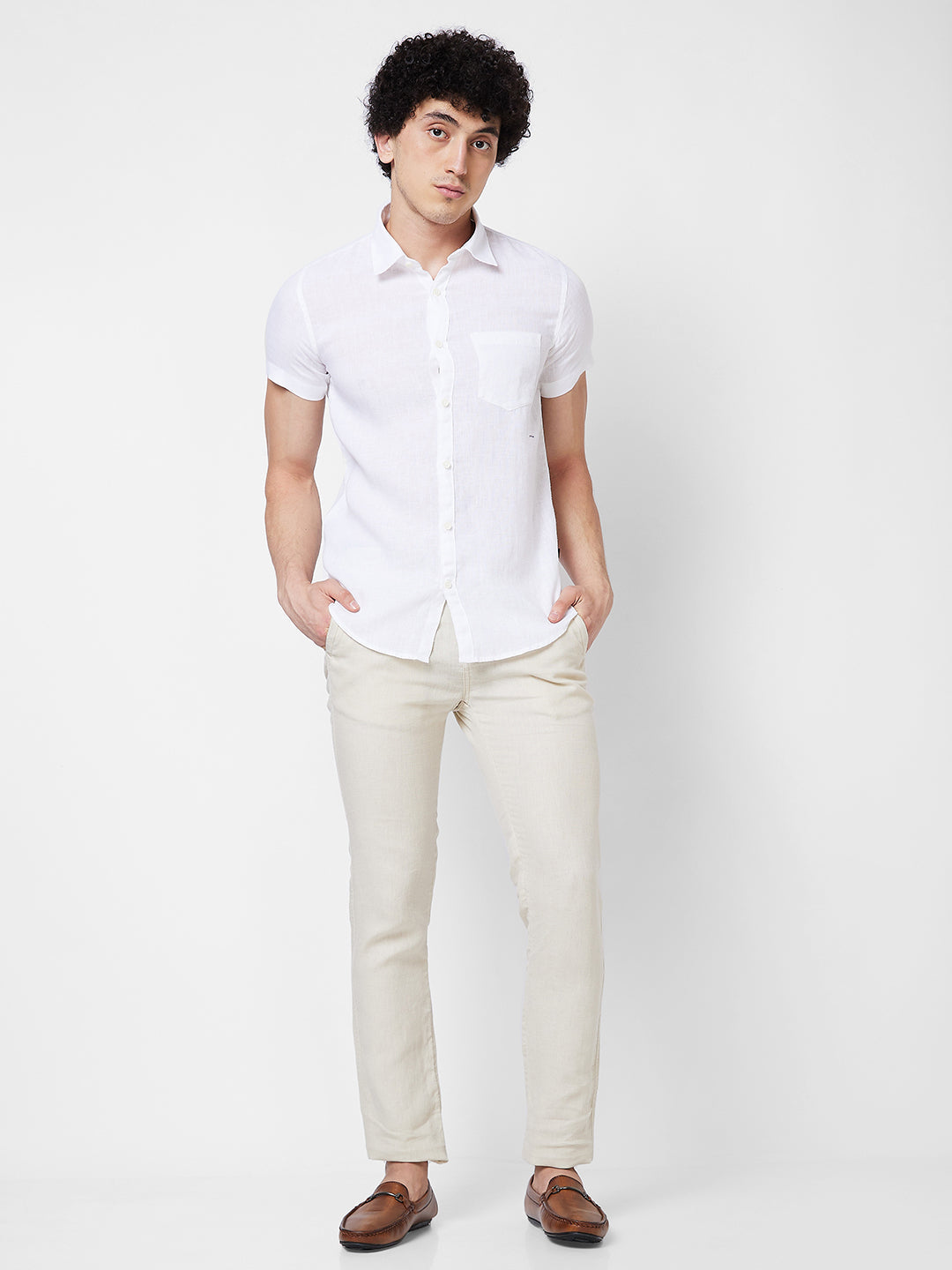 Spykar White SOLID HALF SLEEVE Shirt For Men