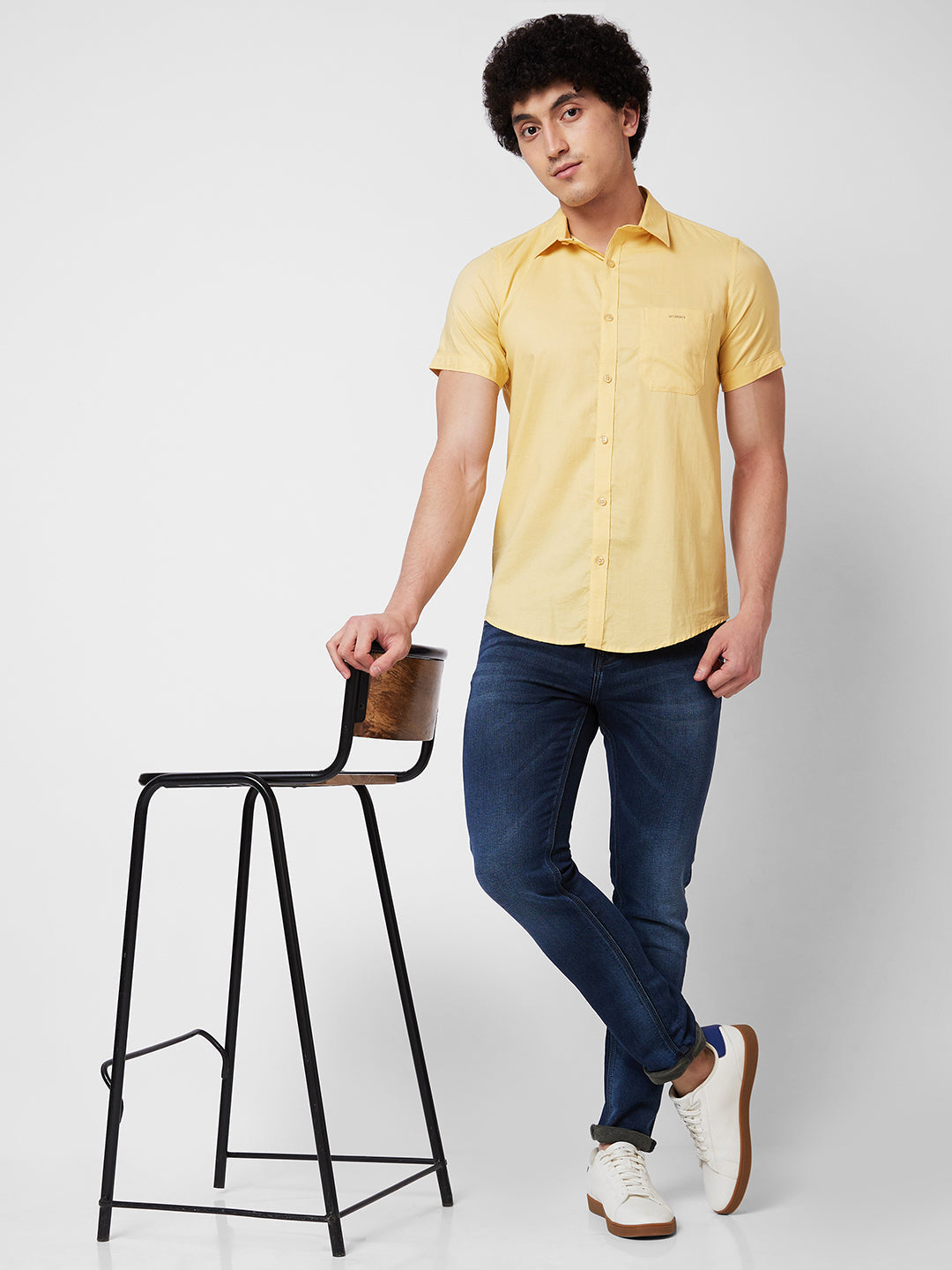 Spykar Yellow SOLID HALF SLEEVE Shirt For Men