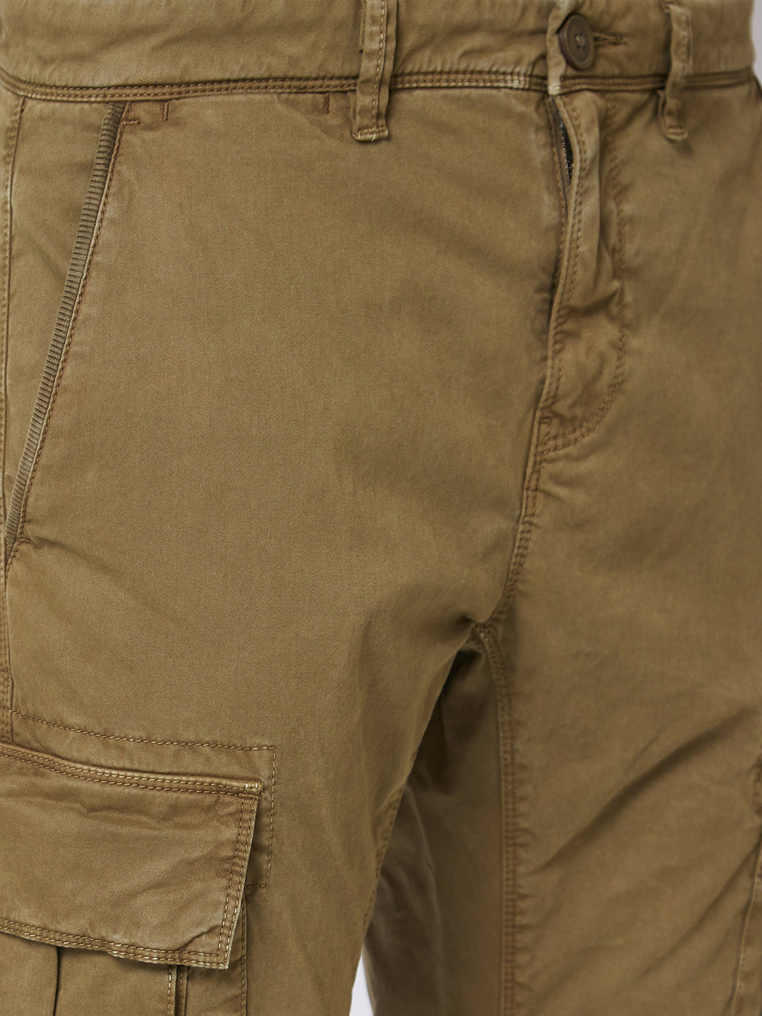 Spykar Mid Rise CARGO Green Trousers For Men