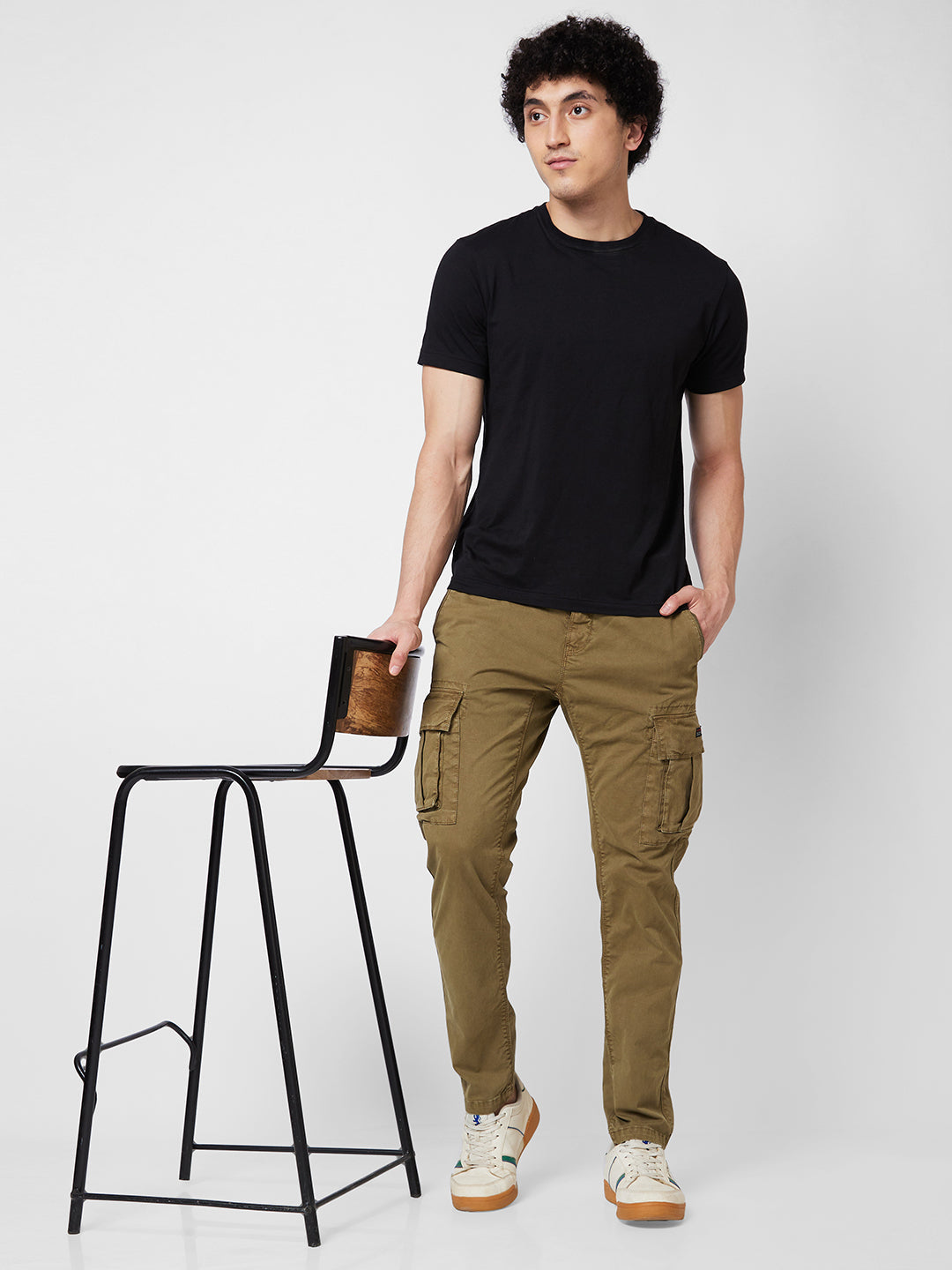 Spykar Mid Rise CARGO Green Trousers For Men