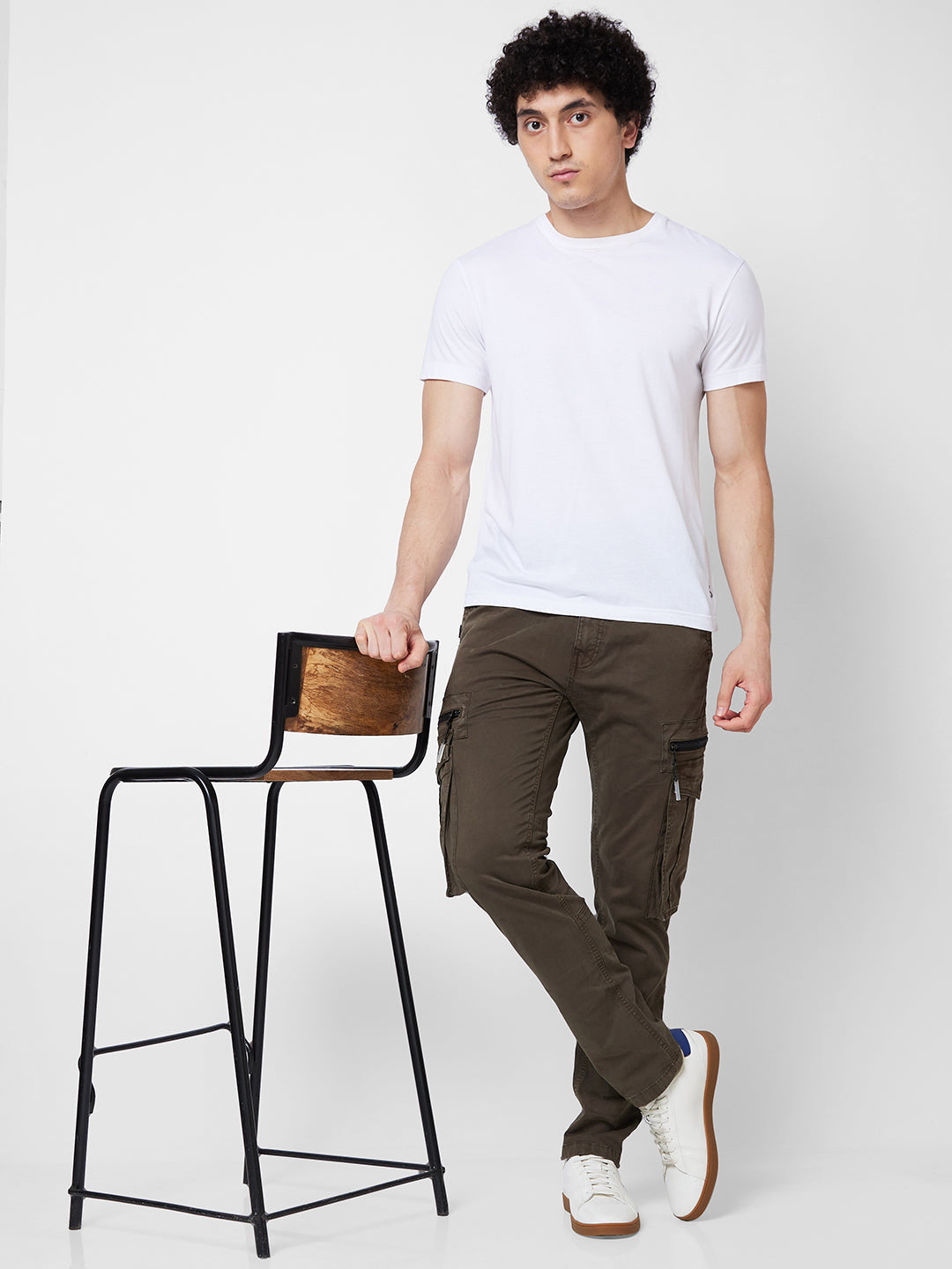 Spykar Mid Rise CARGO Green Trousers For Men