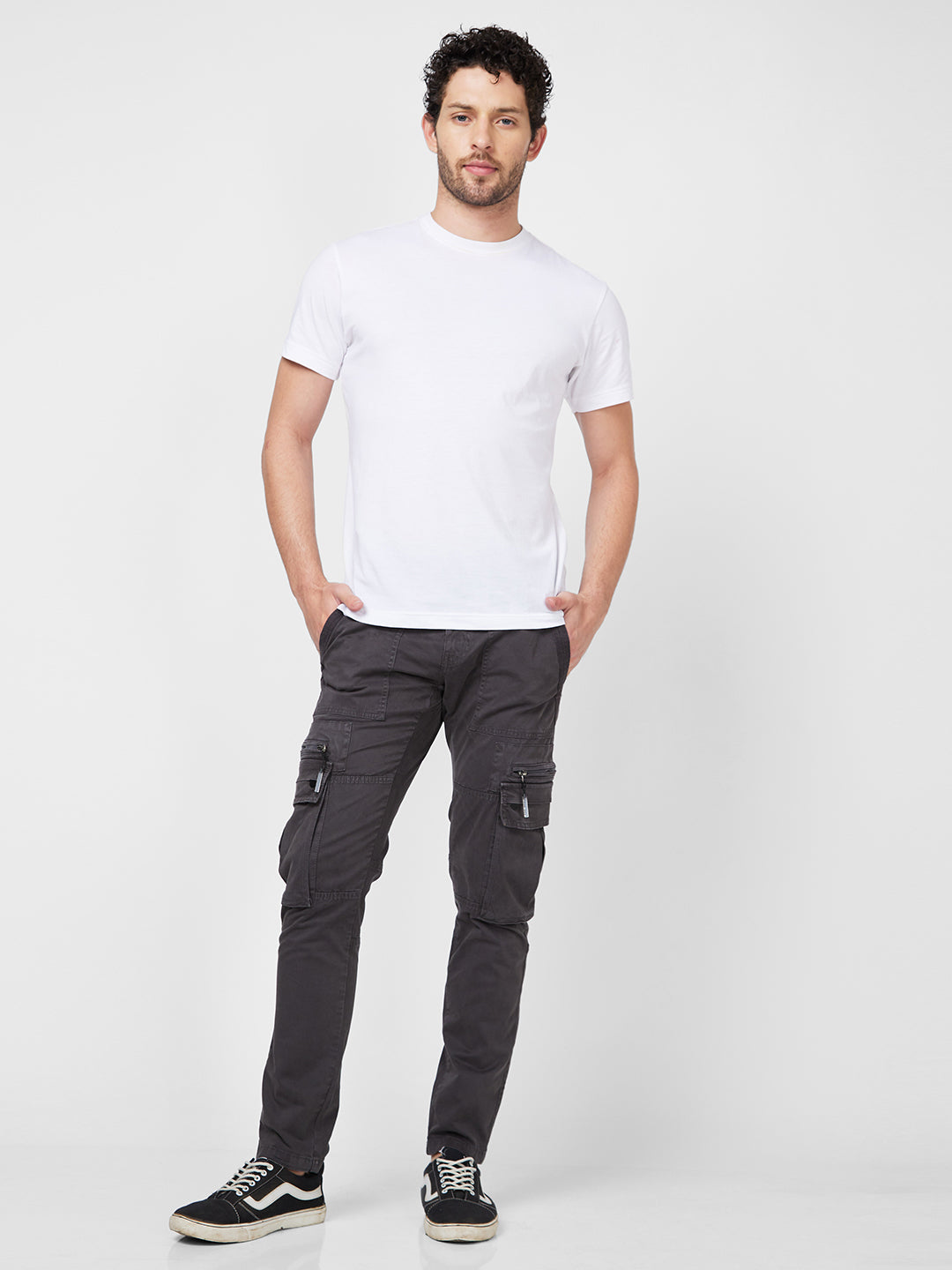 Spykar Tapered Fit Mid Rise Ankle Length Grey Cargo For Men