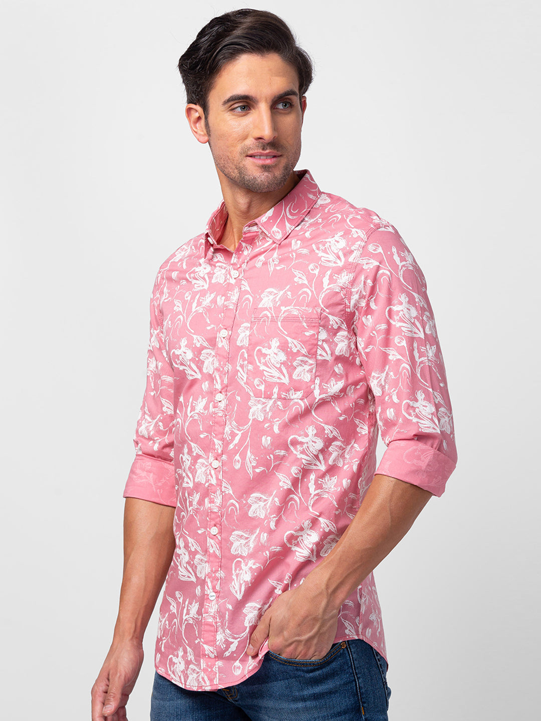 Spykar Men Dusty Pink Cotton Slim Fit Floral Shirt