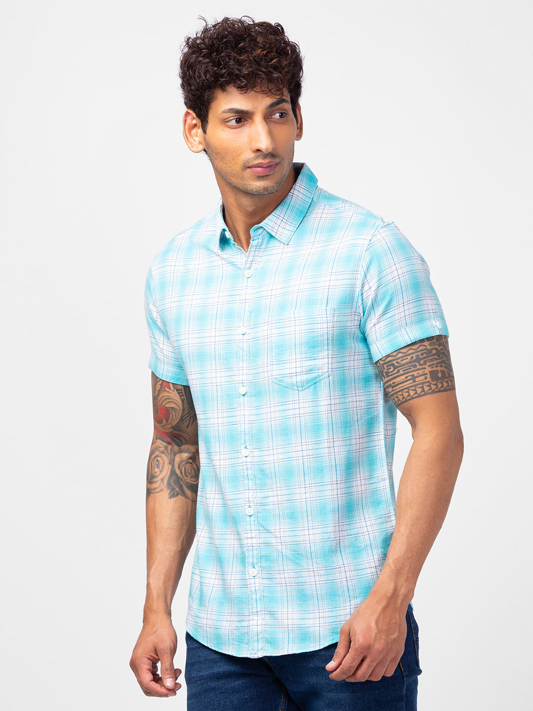 Spykar Men Bleached Aqua Cotton Slim Fit Checkered Shirts