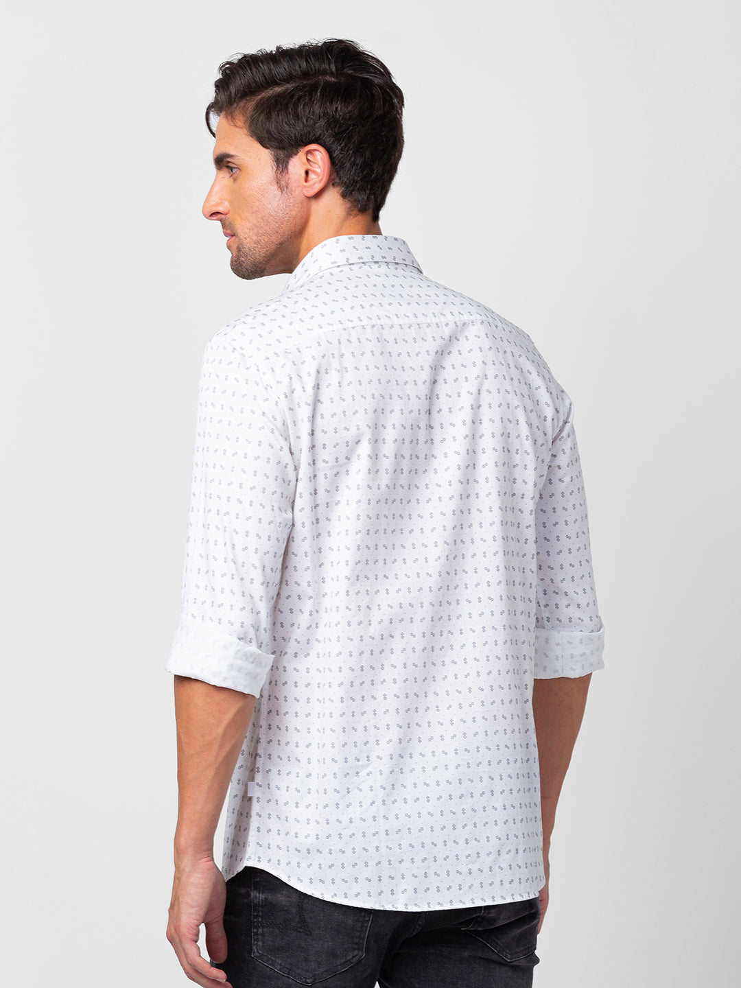 Spykar Men White Cotton Slim Fit Checkered Shirt