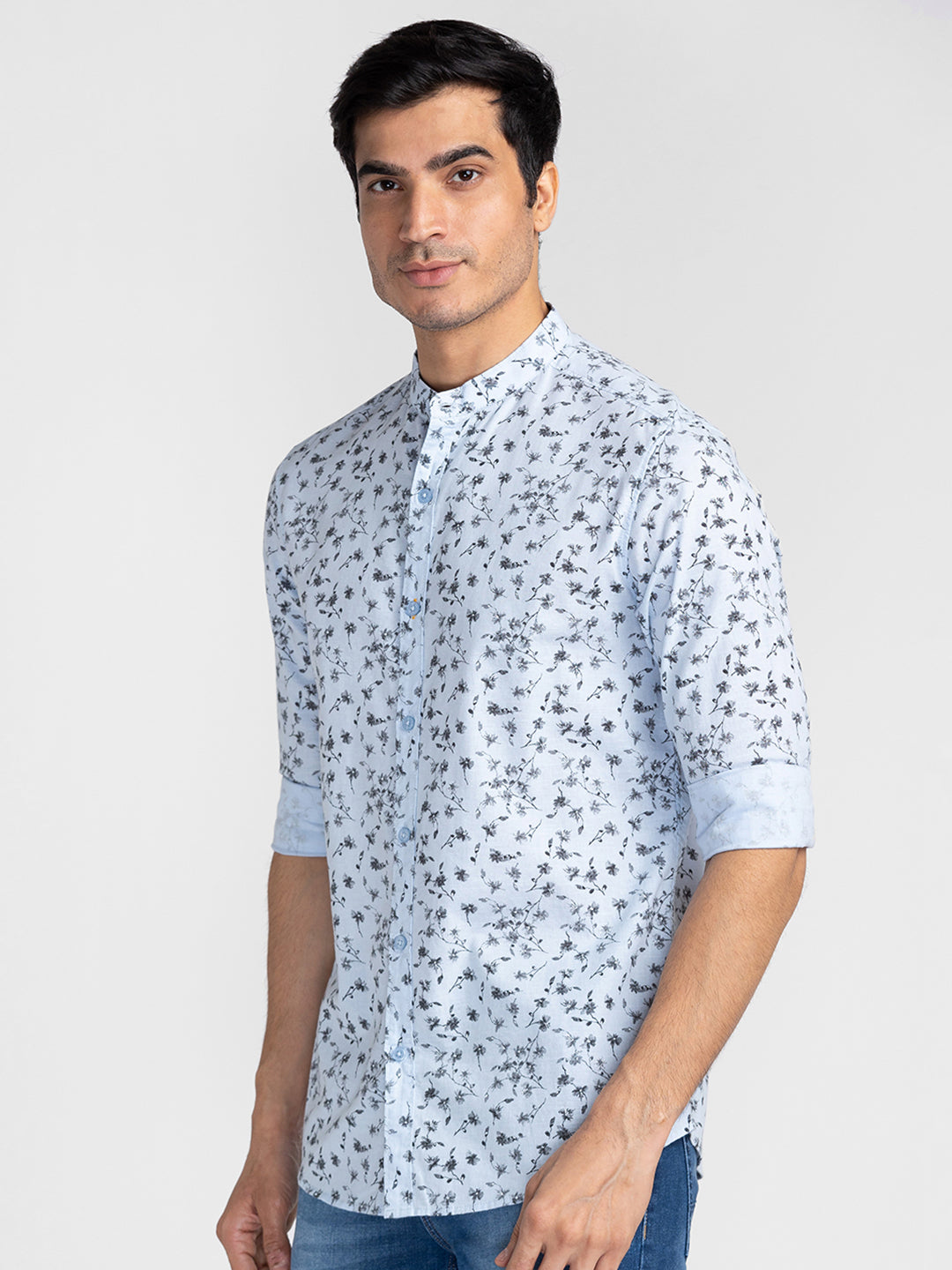 Spykar Men Sky Blue Cotton Slim Fit Floral Print Shirts