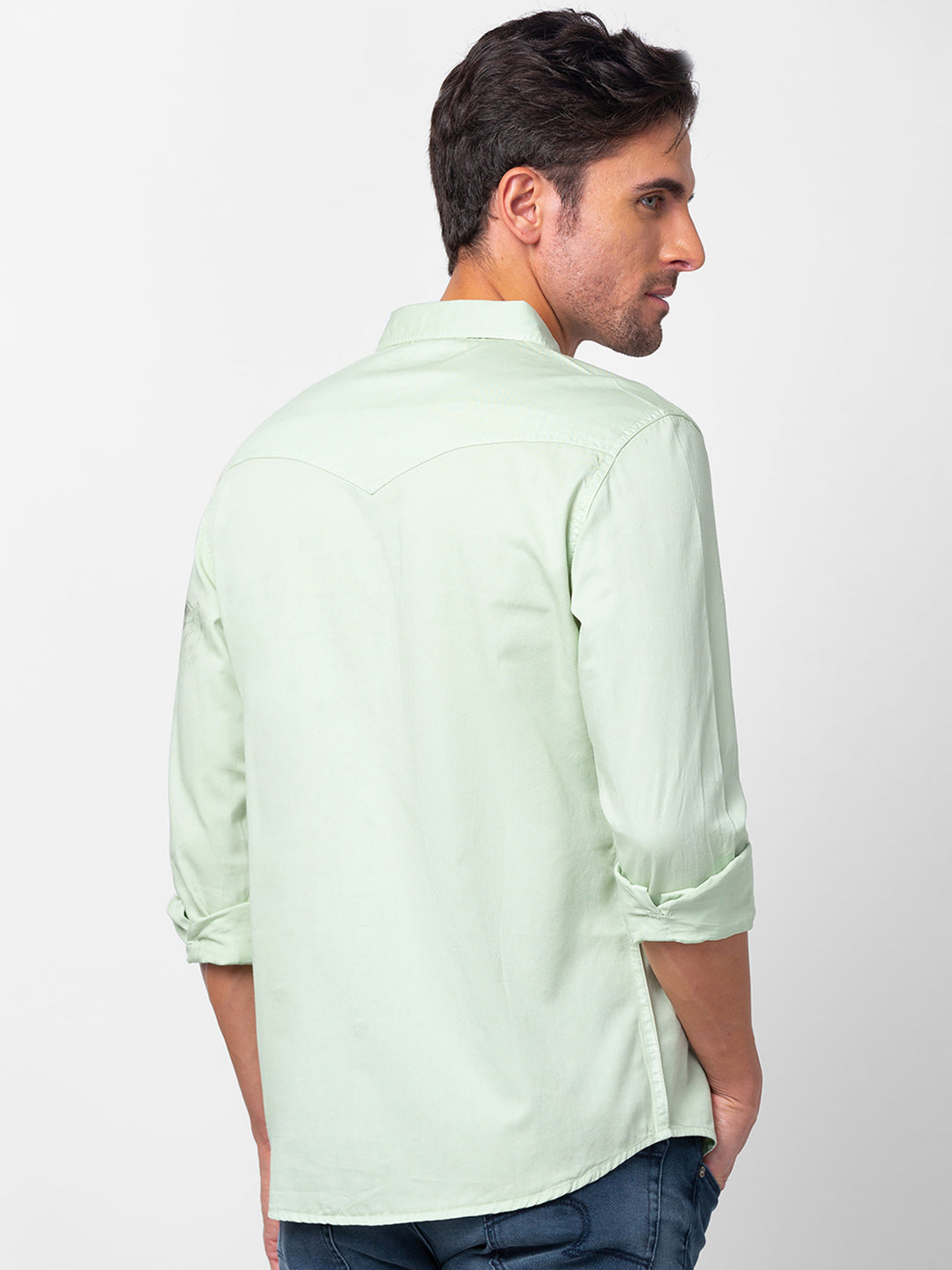 Spykar Men Pista Green Cotton Slim Fit Plain Shirt