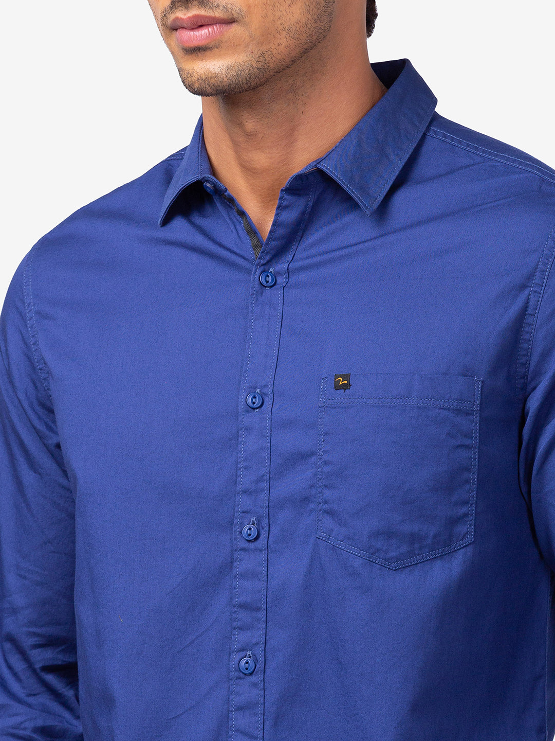 Spykar Men Ink Blue Cotton Slim Fit Plain Shirts