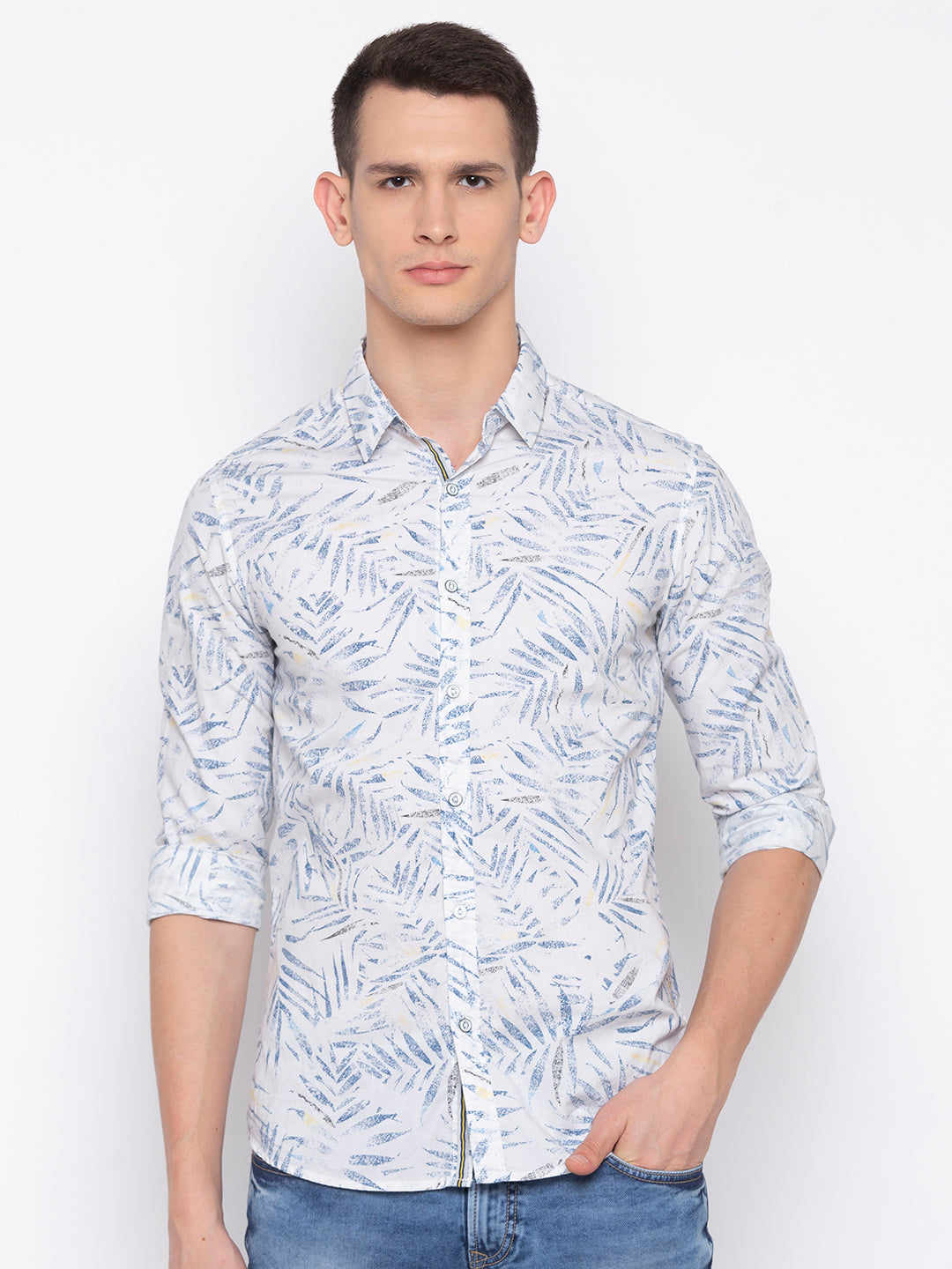 Spykar Men White Printed Slim Fit Casual Shirt