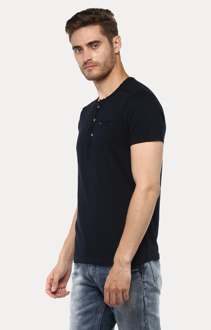 Spykar Navy Blue Solid Slim Fit Men T-Shirts