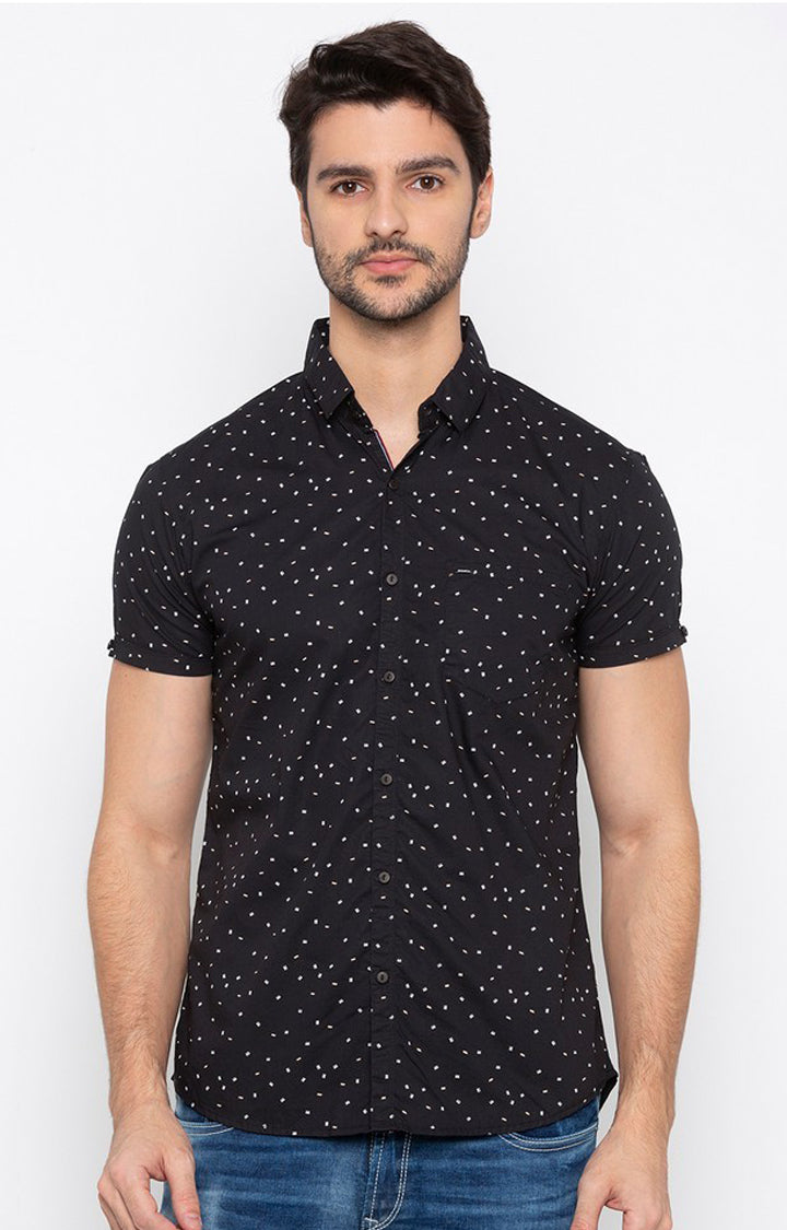 Spykar Black Cotton Slim Fit Shirts For Men