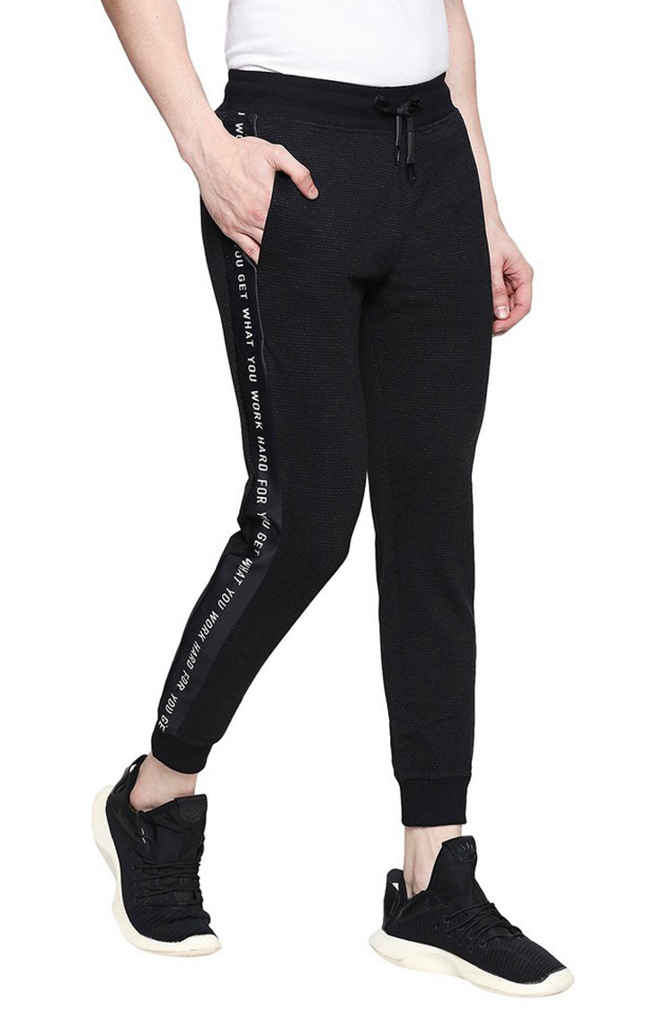 Spykar Men Black Cotton Regular Fit Mid Rise Trackpant