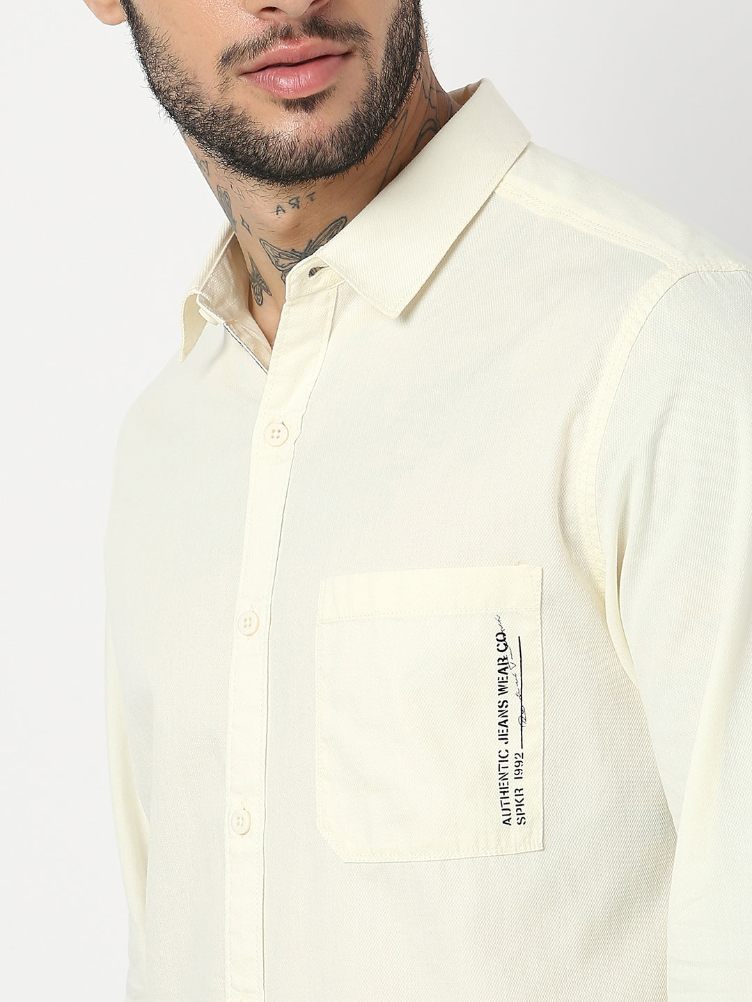 Spykar Men Off White Cotton Slim Fit Plain Shirts