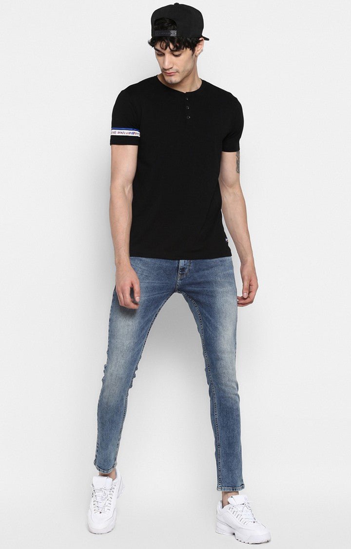 Spykar Black Cotton Slim Fit T-Shirt For Men