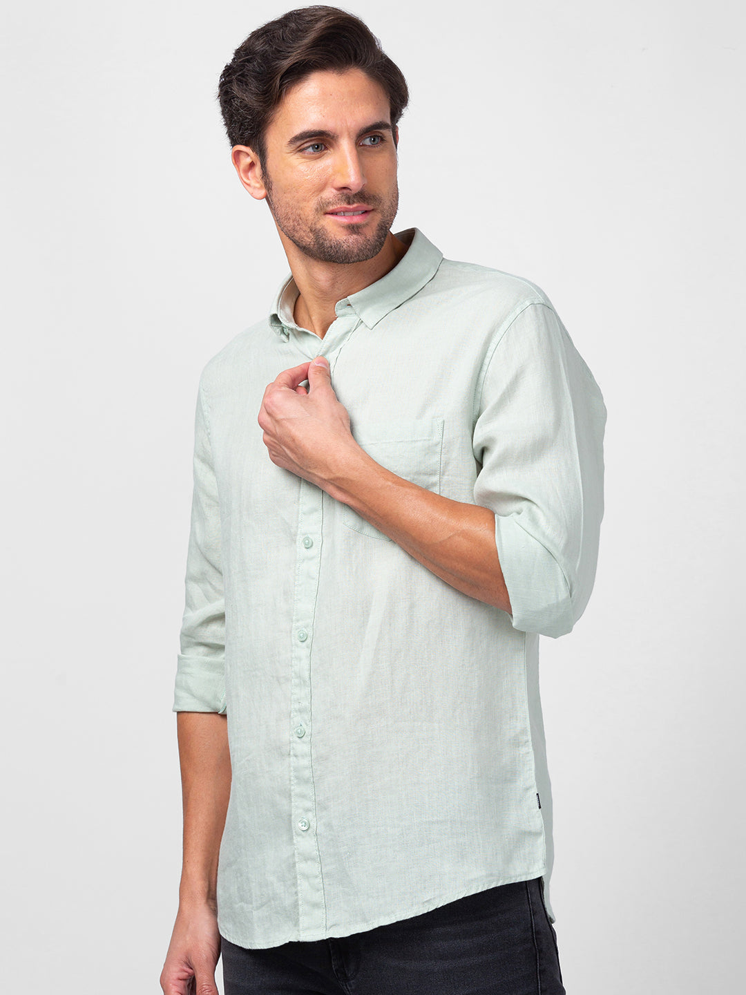 Spykar Men Pista Green Linen Regular Slim Fit Plain Shirt