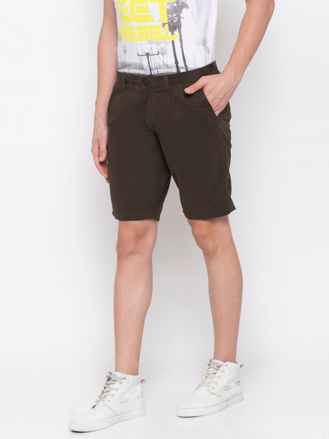 Spykar Men Green Cotton Slim Fit Casual Shorts