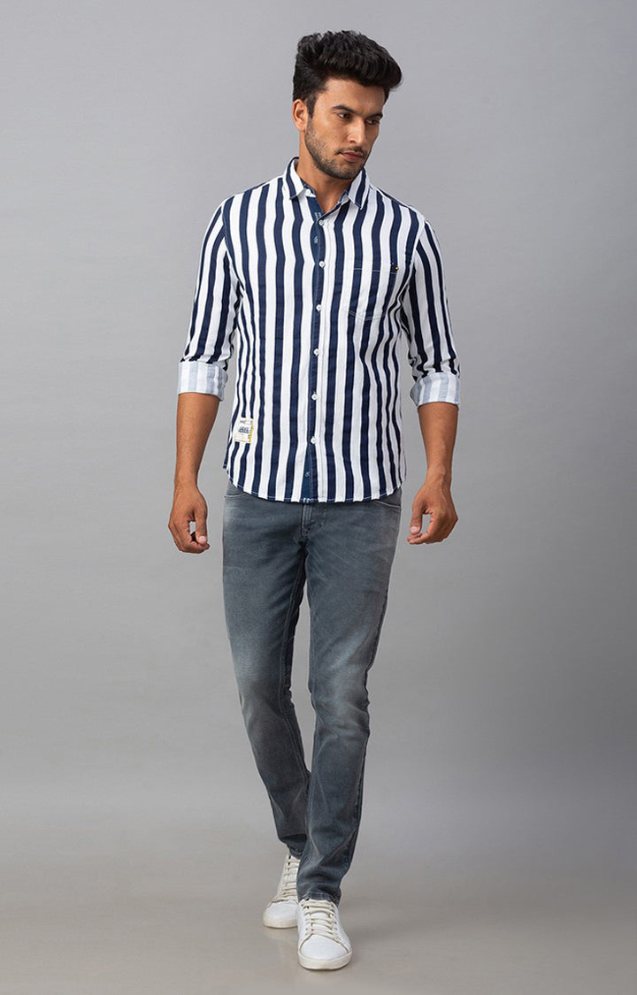 Spykar Men White Cotton Striped Casual Shirts