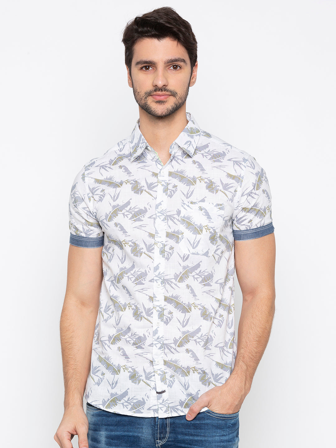 Spykar Men White Printed Slim Fit Casual Shirt