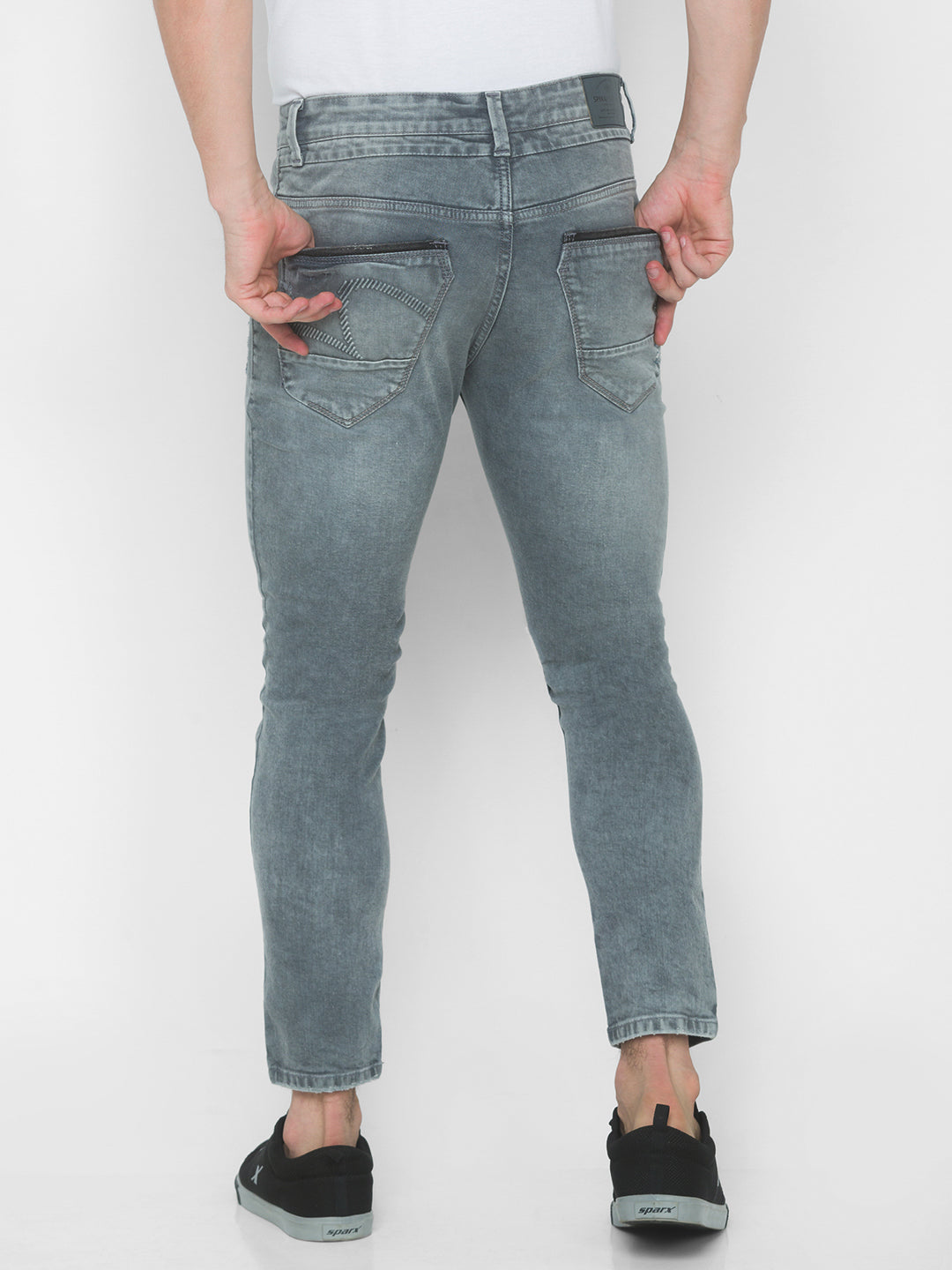 Spykar Men Grey Cotton Slim Fit Tapered Length Jeans (Kano)