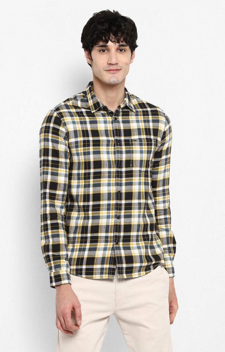 Spykar Men'S Yellow Cotton Checked Casual Shirts