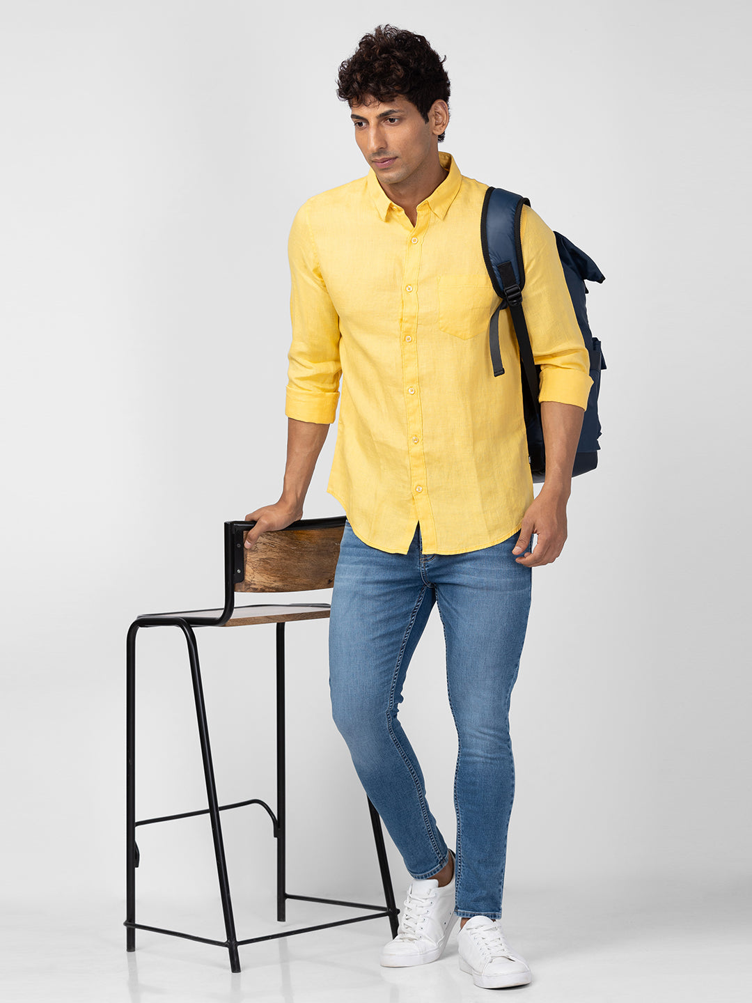 Spykar Men Chrome Yellow Cotton Slim Fit Plain Shirt