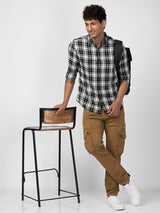 Spykar Men Neon Green Cotton Slim Fit Checkered Shirt
