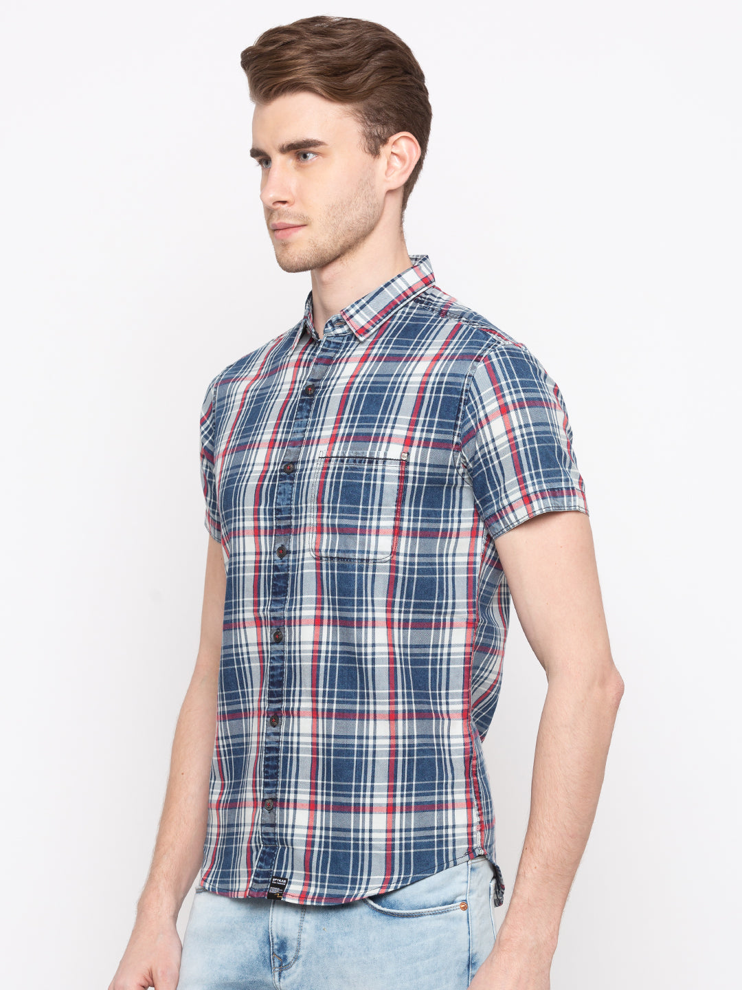 Spykar Red Cotton Slim Fit Shirts For Men