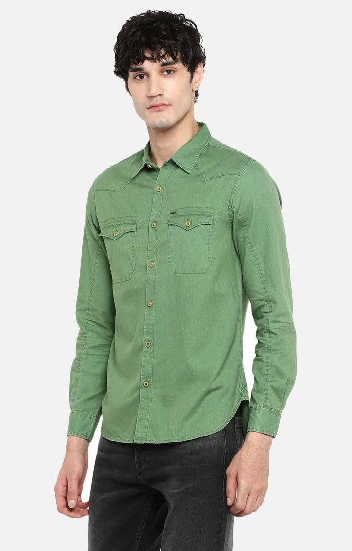 Spykar Men'S Green Cotton Solid Casual Shirts