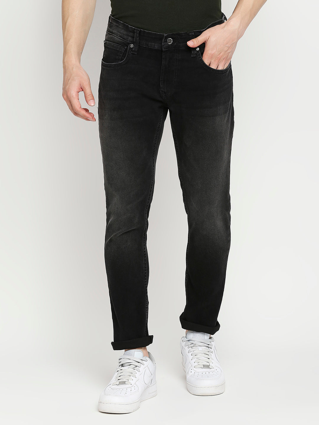 Spykar Charcoal Black Cotton Slim Fit Narrow Length Jeans For Men