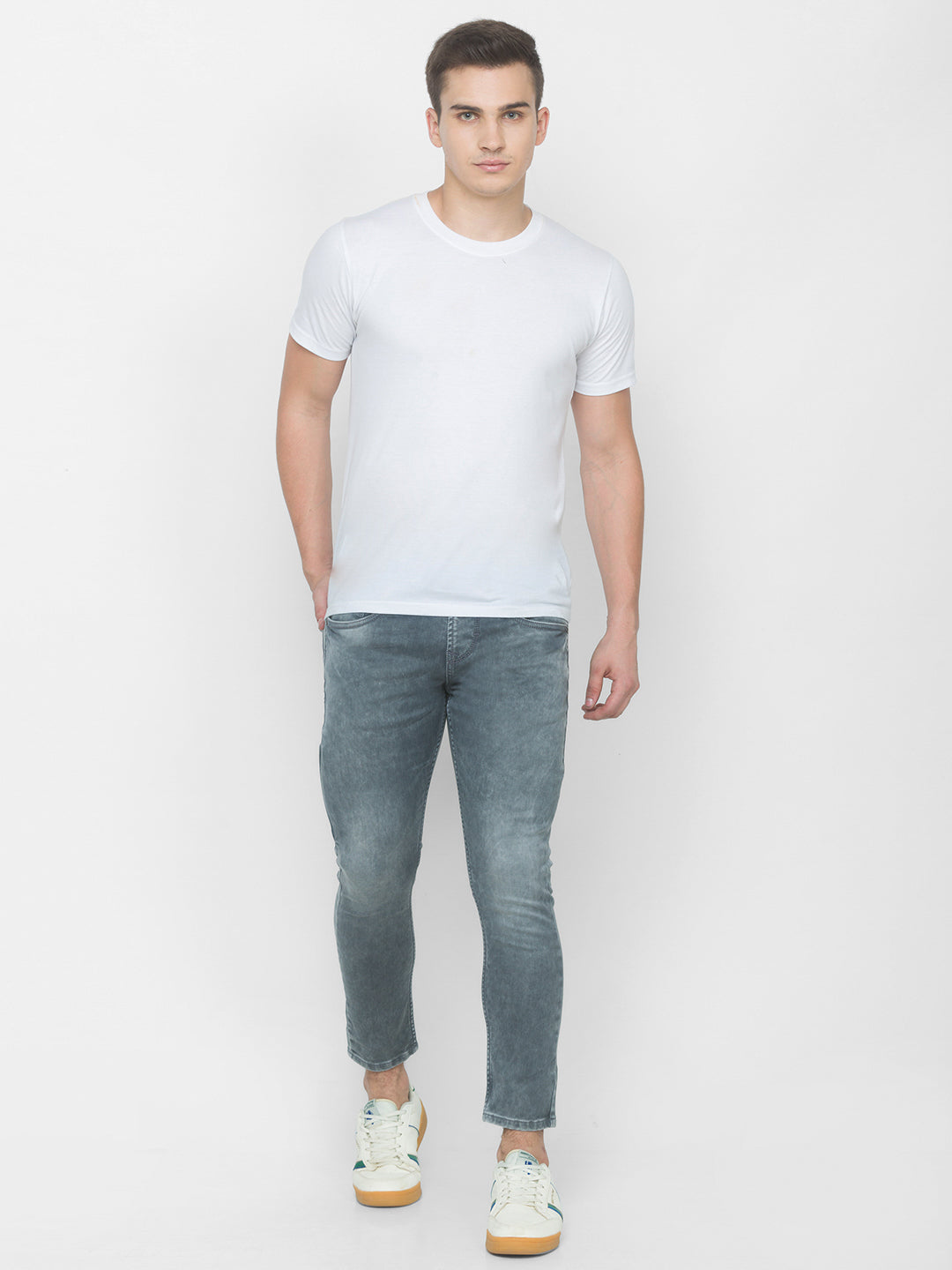 Spykar Men Dark Grey Solid Slim Mid-Rise Jeans (Kano)