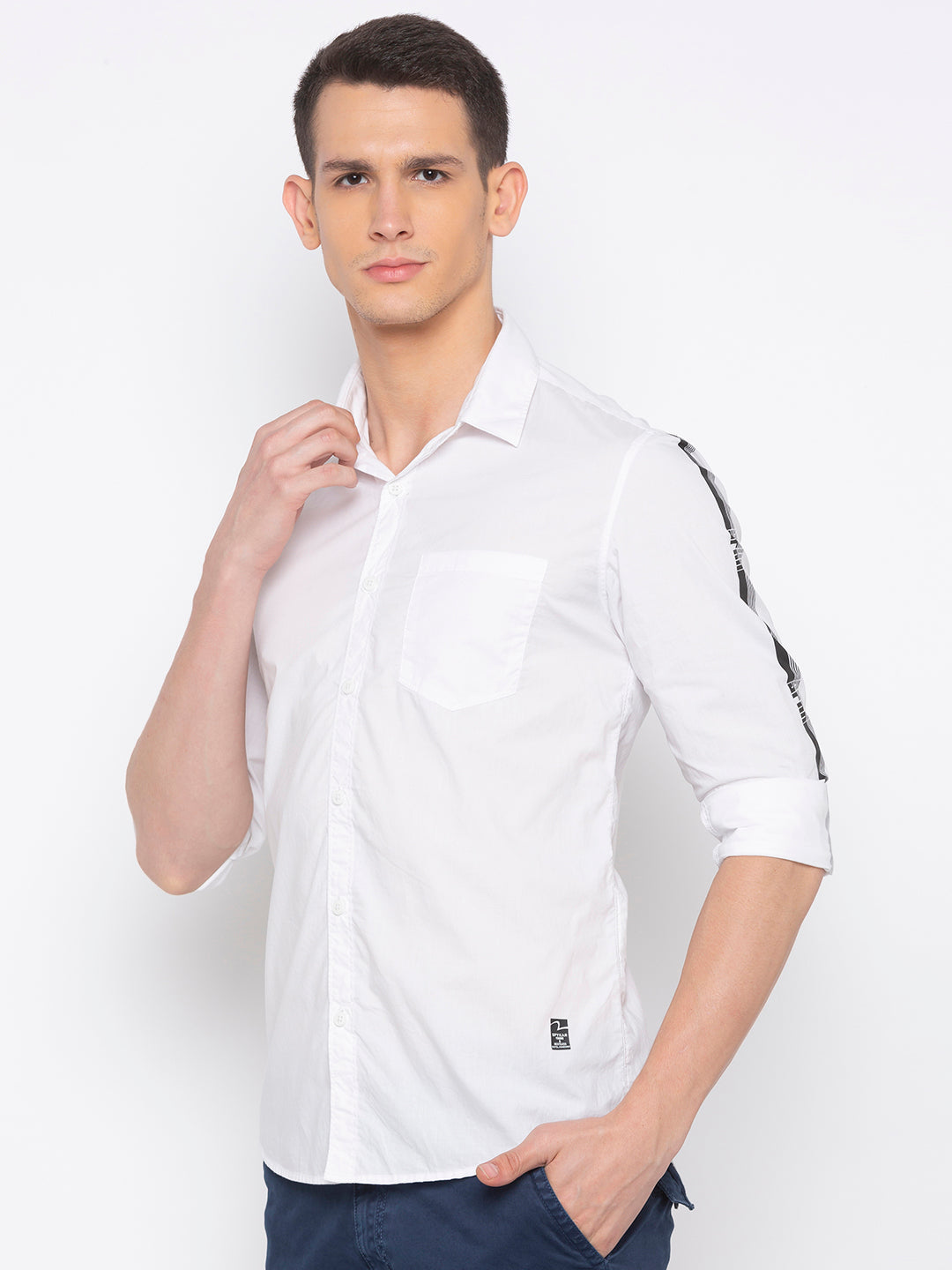 Spykar Slim Fit Men White Solid Casual Shirt