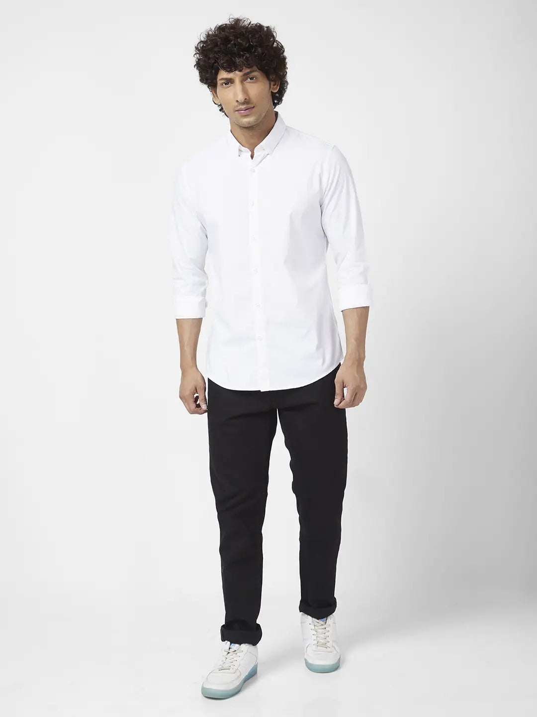 Spykar Men White Dyed Regular Slim Fit Full Sleeve Plain Shirt