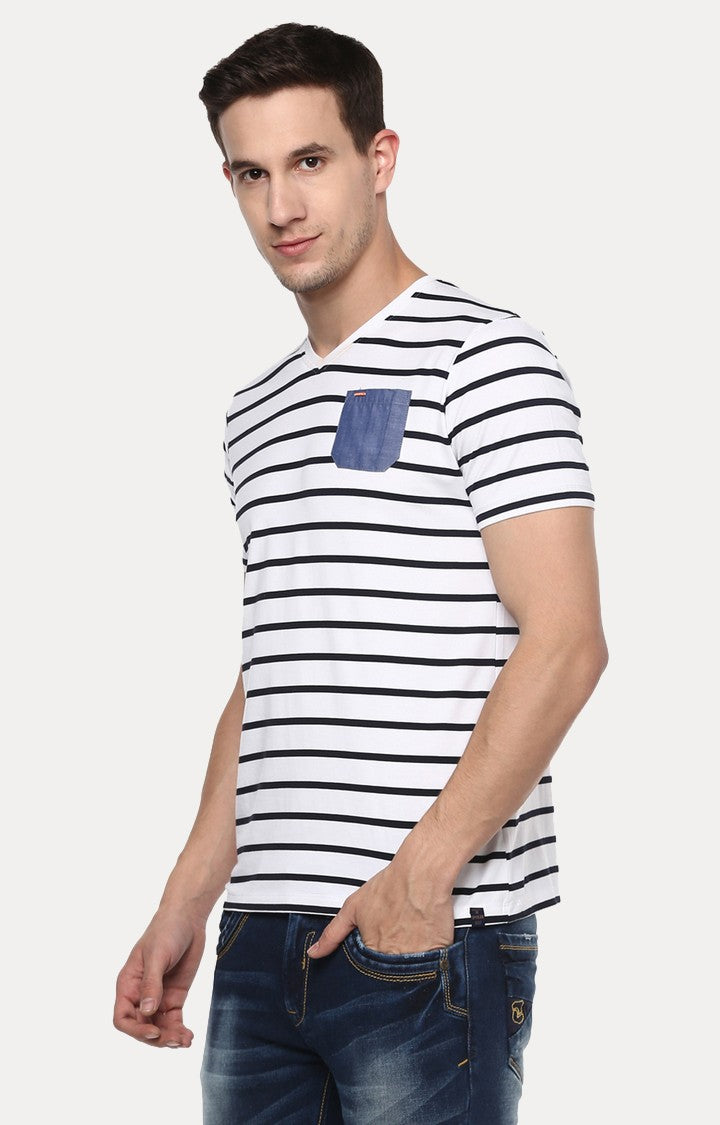 Spykar White Striped Slim Fit Men T-Shirts