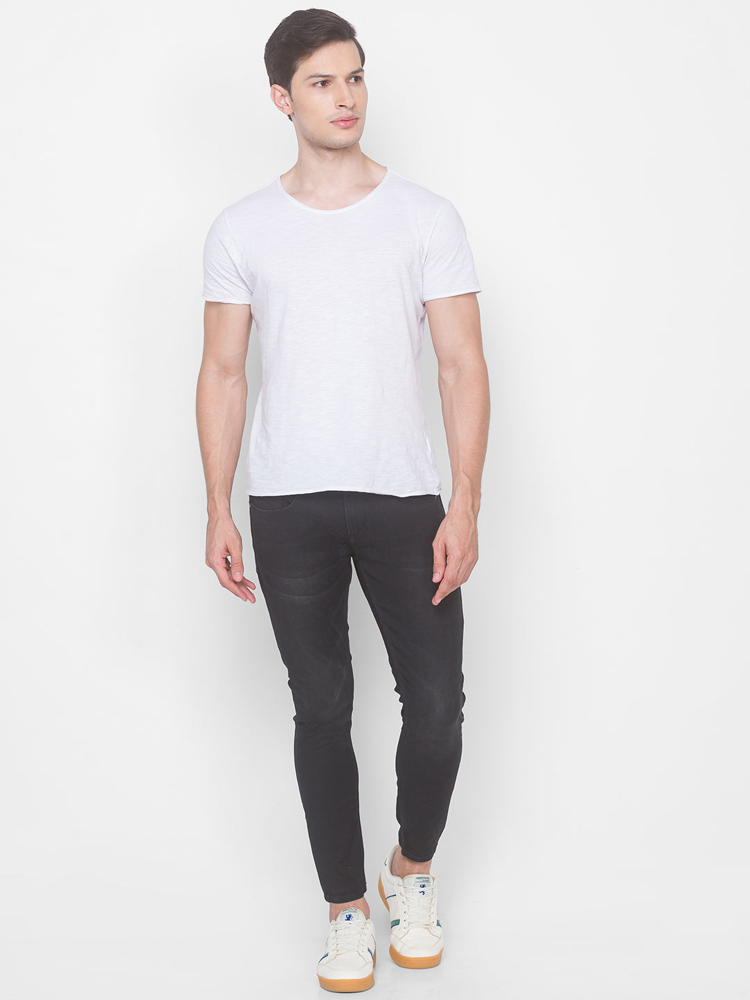 Spykar Men Black Cotton Slim Fit Tapered Length Jeans (Kano)