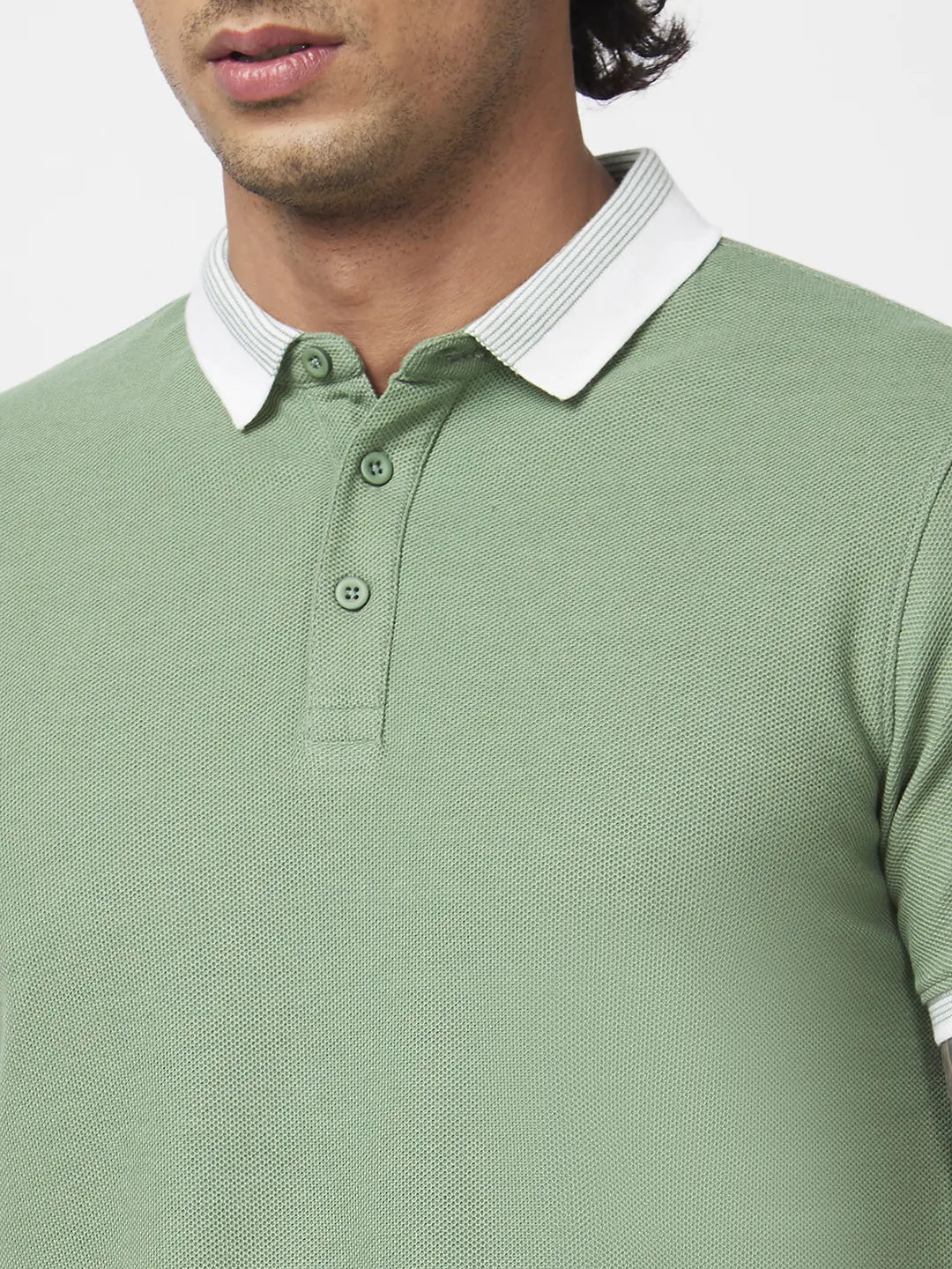 Spykar Men Sage Green Blended Slim Fit Half Sleeve Polo Neck Plain Tshirt