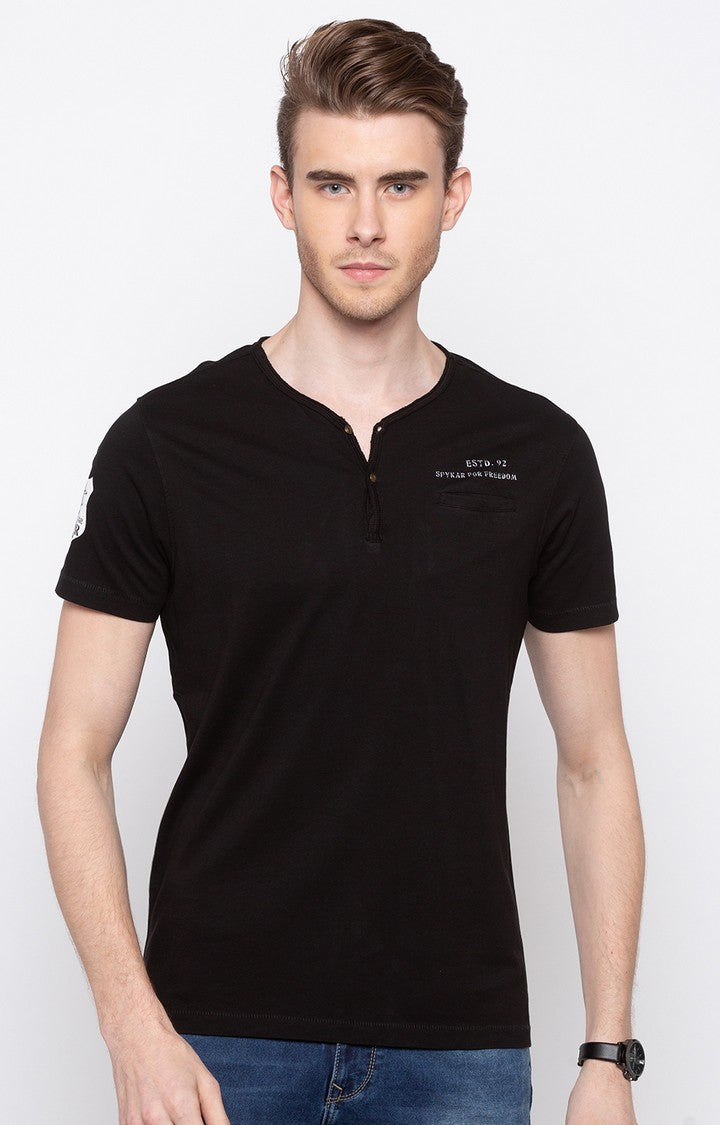 Spykar Jet Black Solid Slim Fit Men T-Shirts