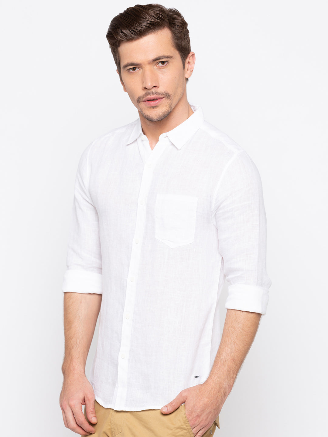 Spykar Men White Solid Slim Fit Casual Shirt