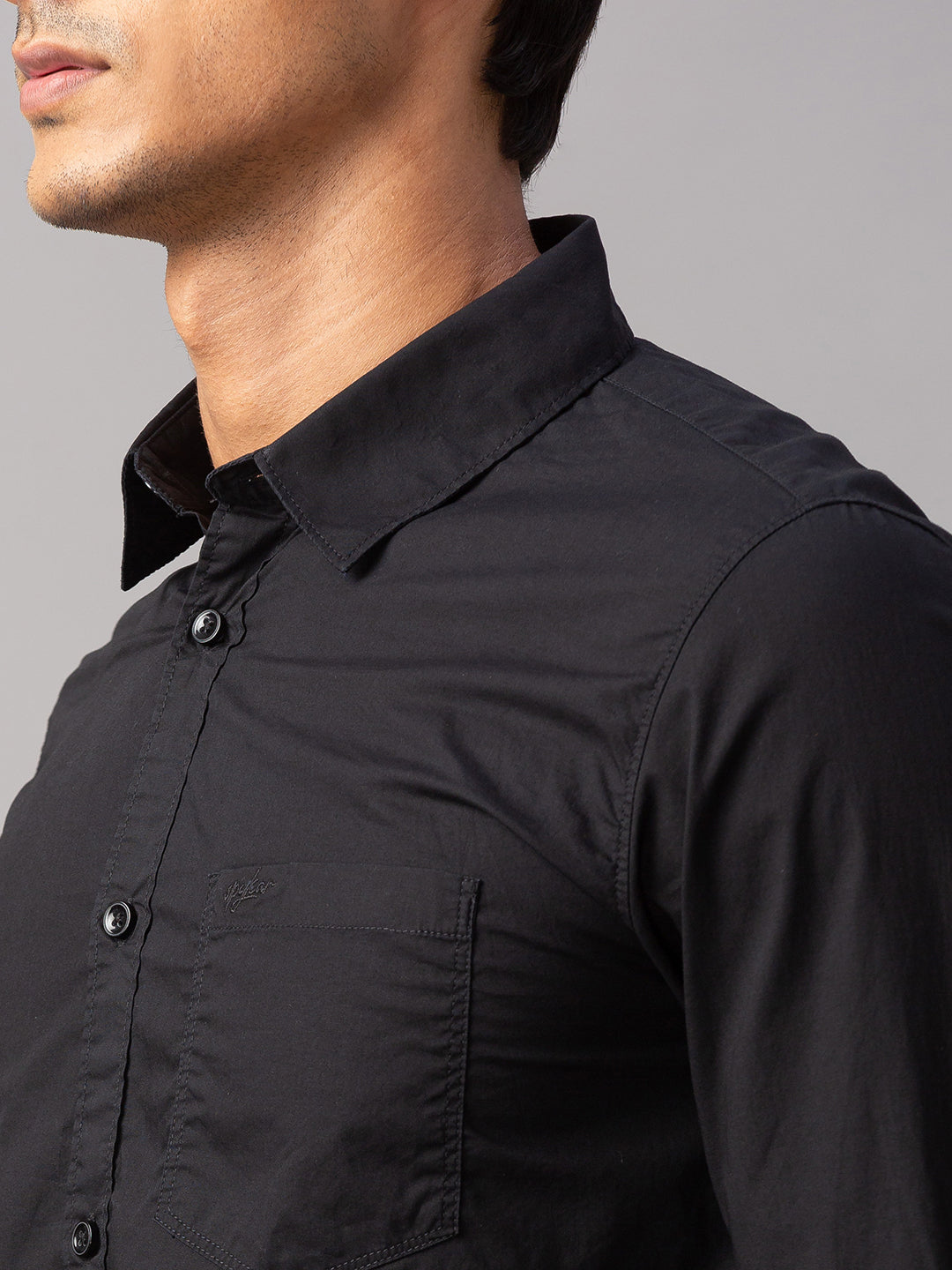 Spykar Men Black Cotton Slim Fit Shirt