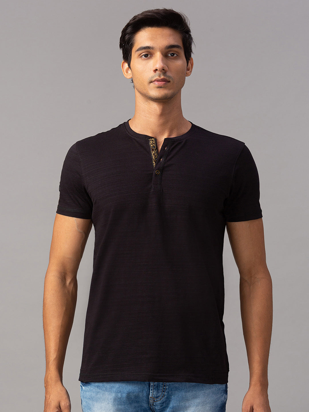 Spykar Men Black Cotton Slim Fit M and arin T-Shirt