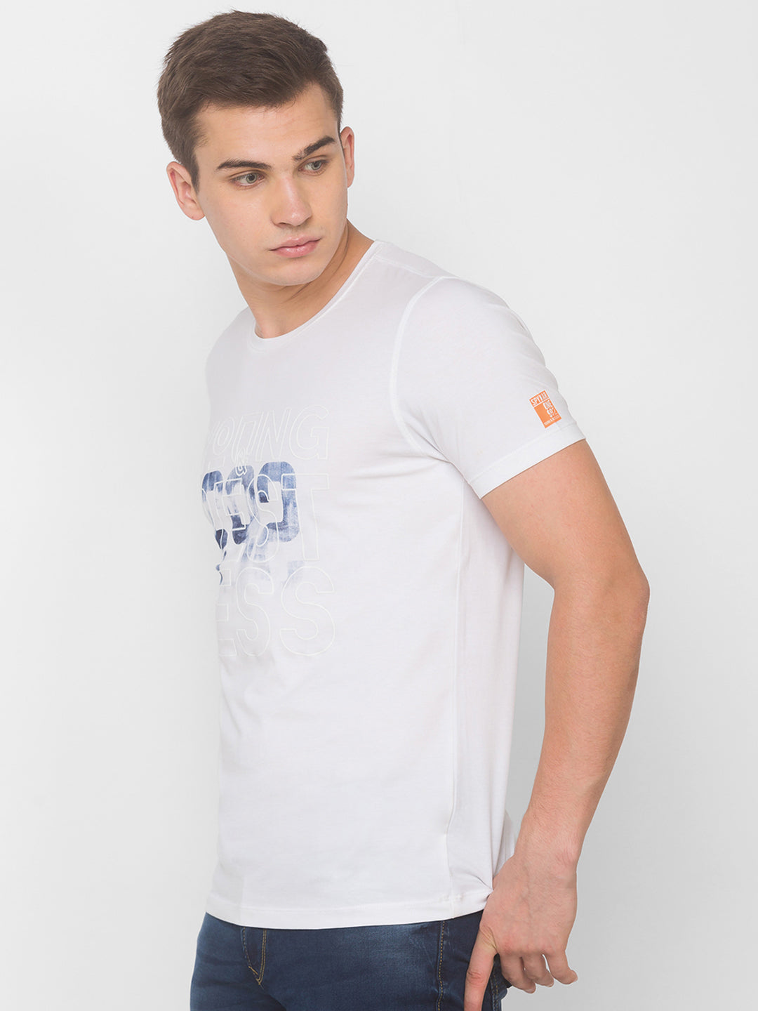 Spykar Men White Cotton Slim Fit Round Neck T-Shirt