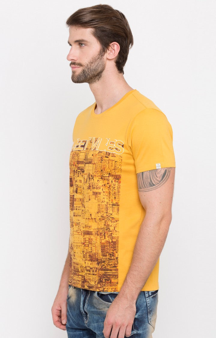 Spykar Yellow Printed Slim Fit Men T-Shirts