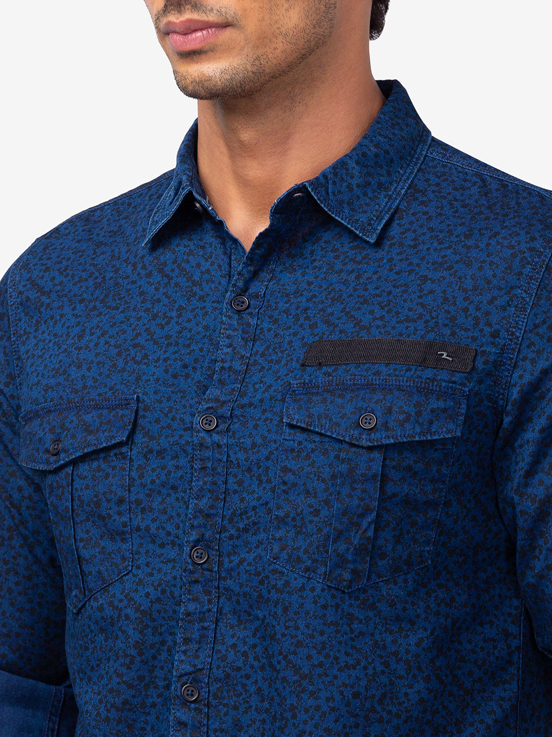 Spykar Men Indigo Blue/Black Cotton Slim Fit Printed Shirts