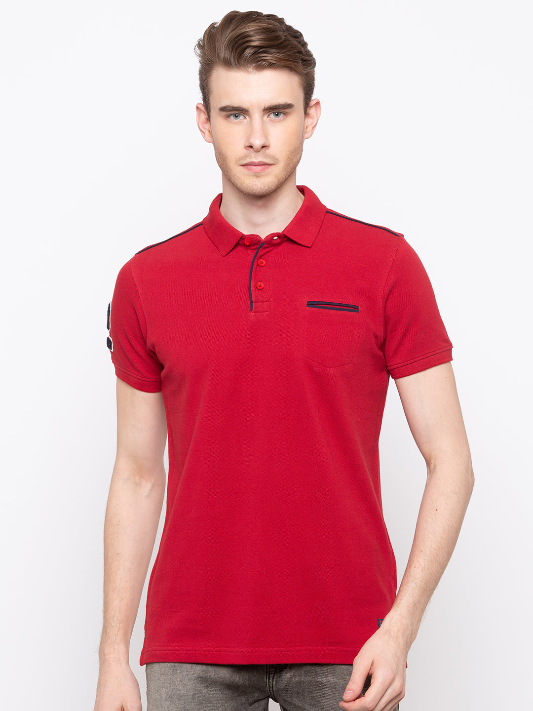 Spykar Men Red Solid Slim Fit T-Shirt