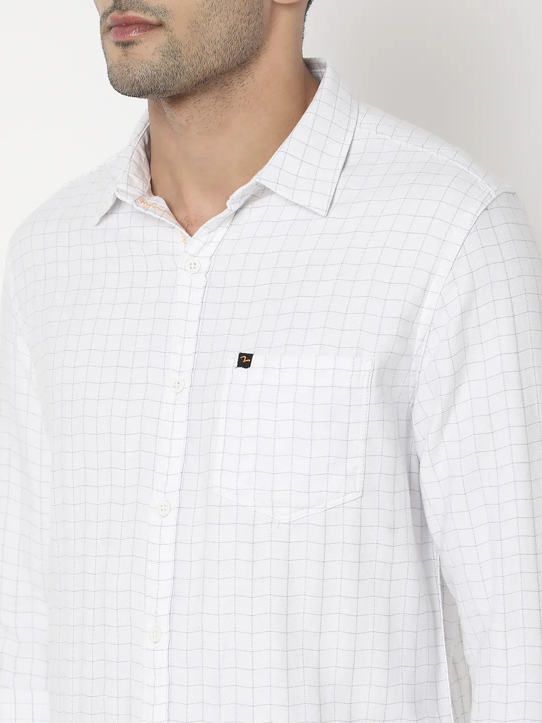 Spykar Men White & Grey Cotton Slim Fit Checkered Shirt