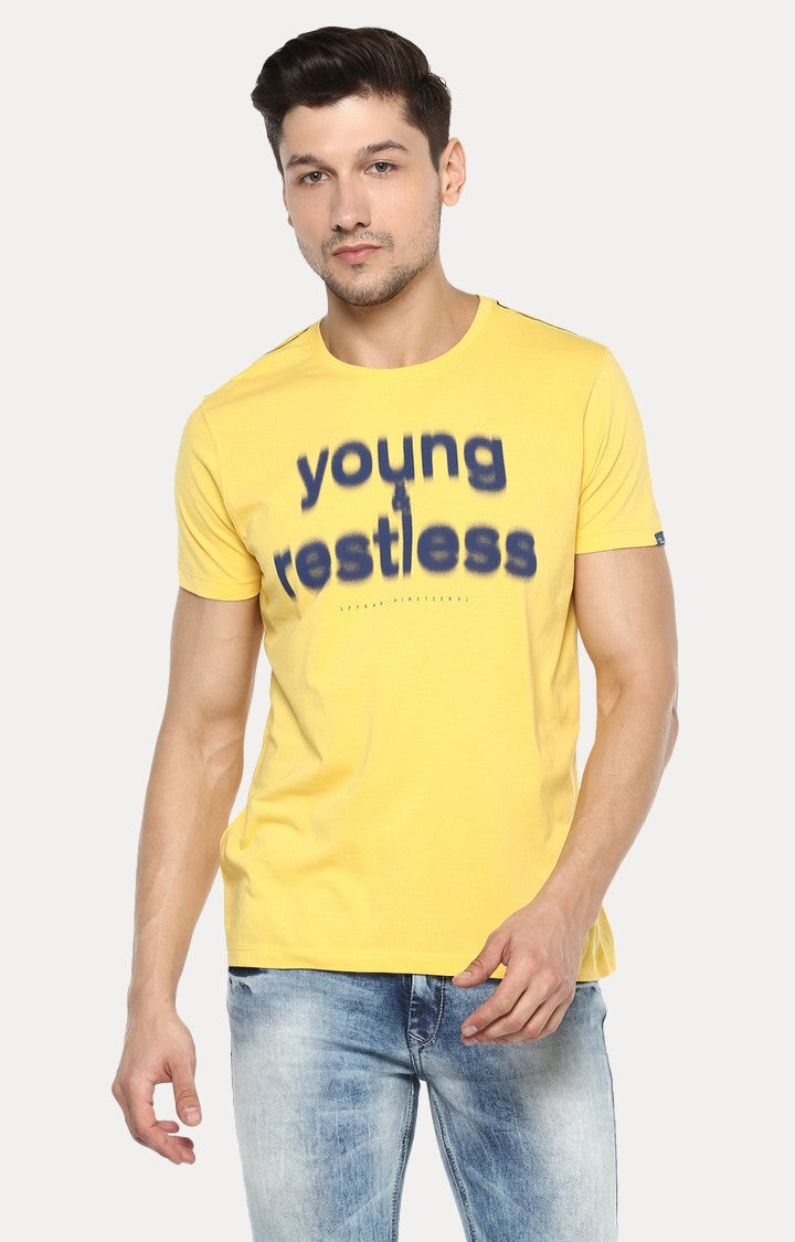 Spykar Yellow Printed Slim Fit Men T-Shirts