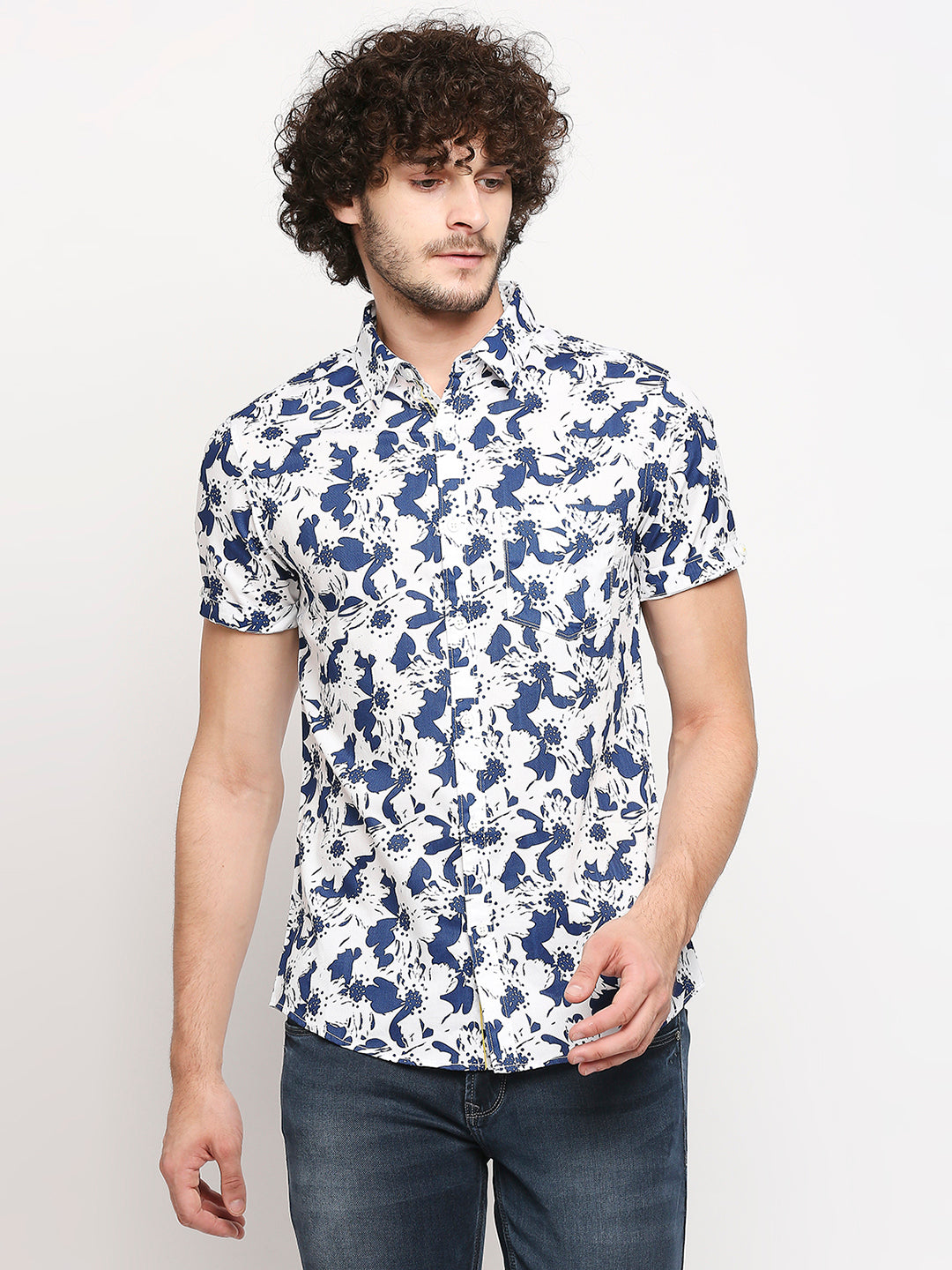 Spykar Men Indigo Blue Cotton Shirts (Slim)