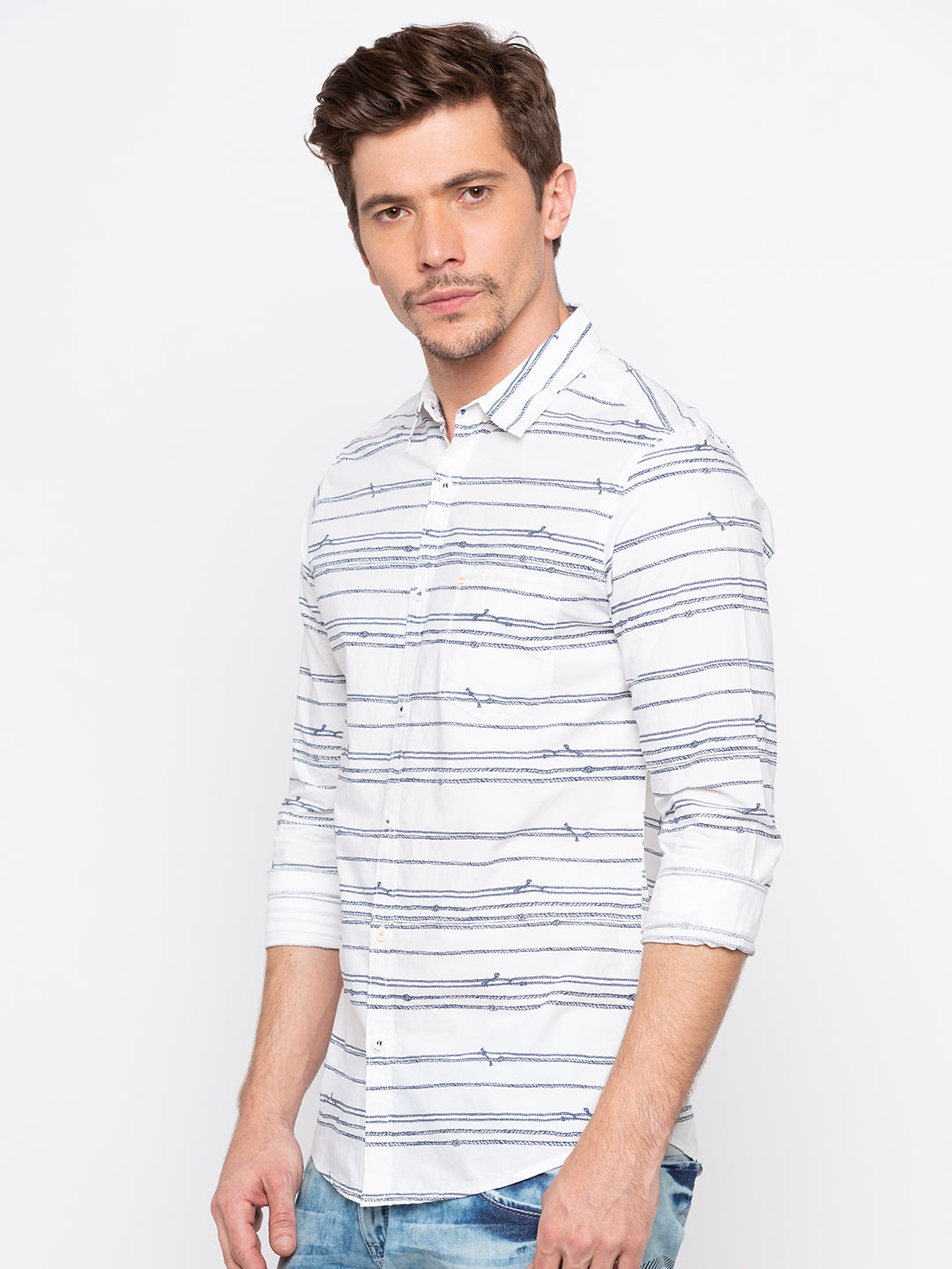 Spykar Men White Striped Slim Fit Casual Shirt