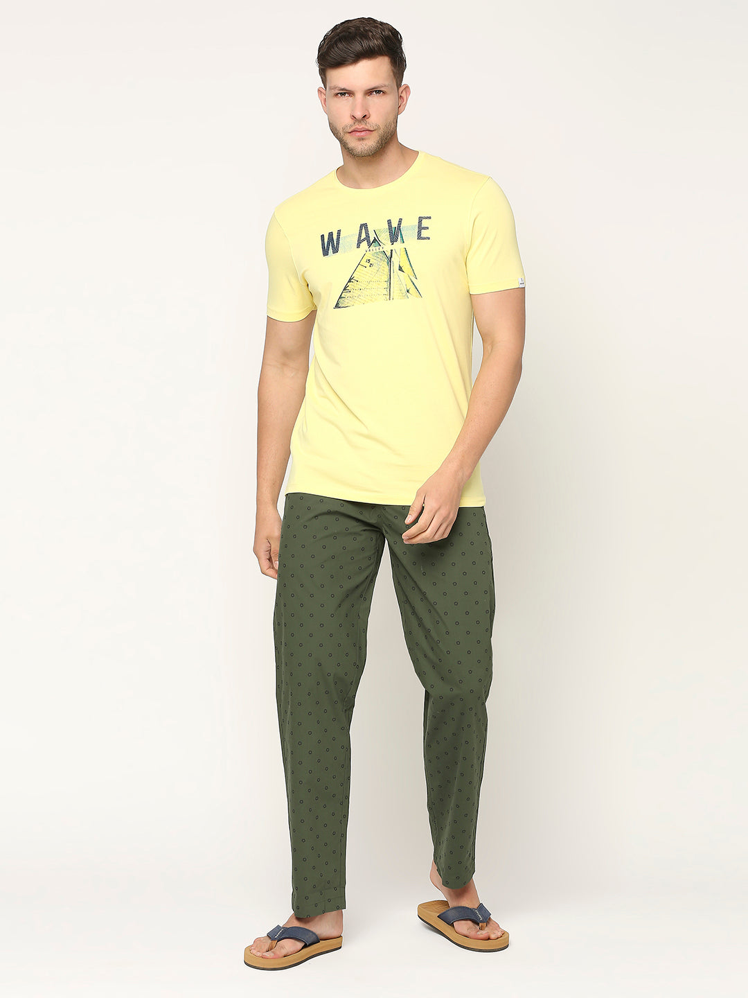 Men Premium Cotton Printed Bottle Green Pyjama- Underjeans By Spykar